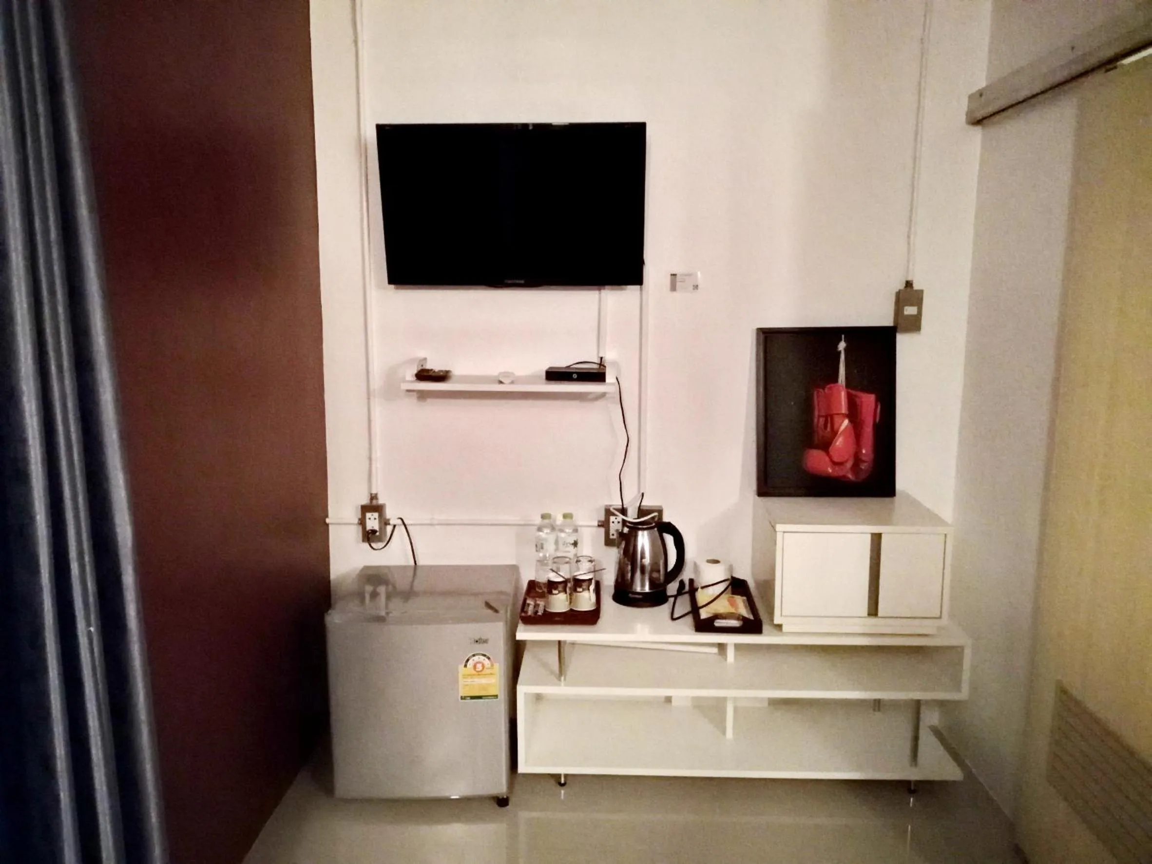 Photo of the whole room in T'Luck House Resort