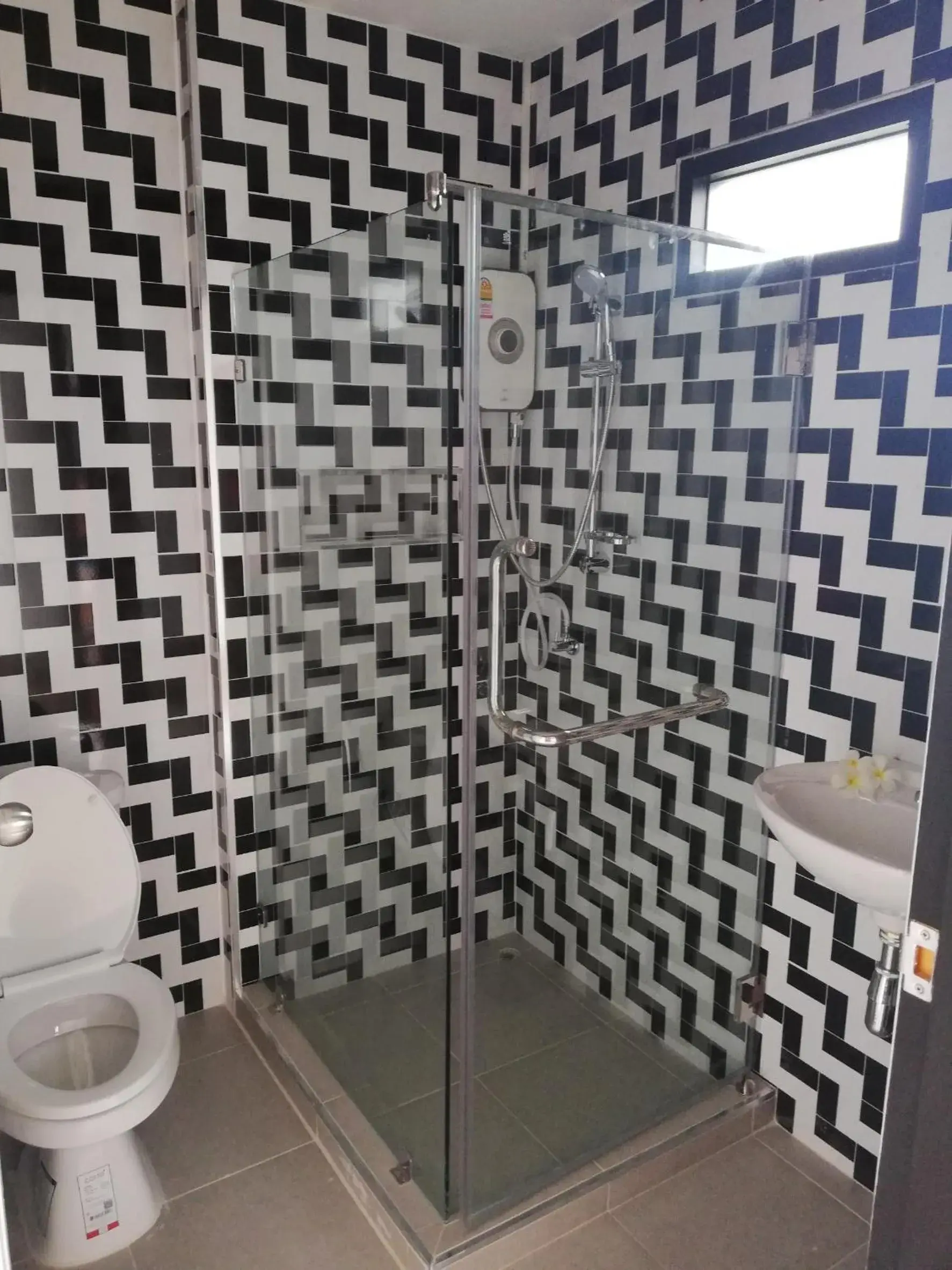 Double Room with Pool View in T'Luck House Resort Double Room with Pool View in T'Luck House Resort