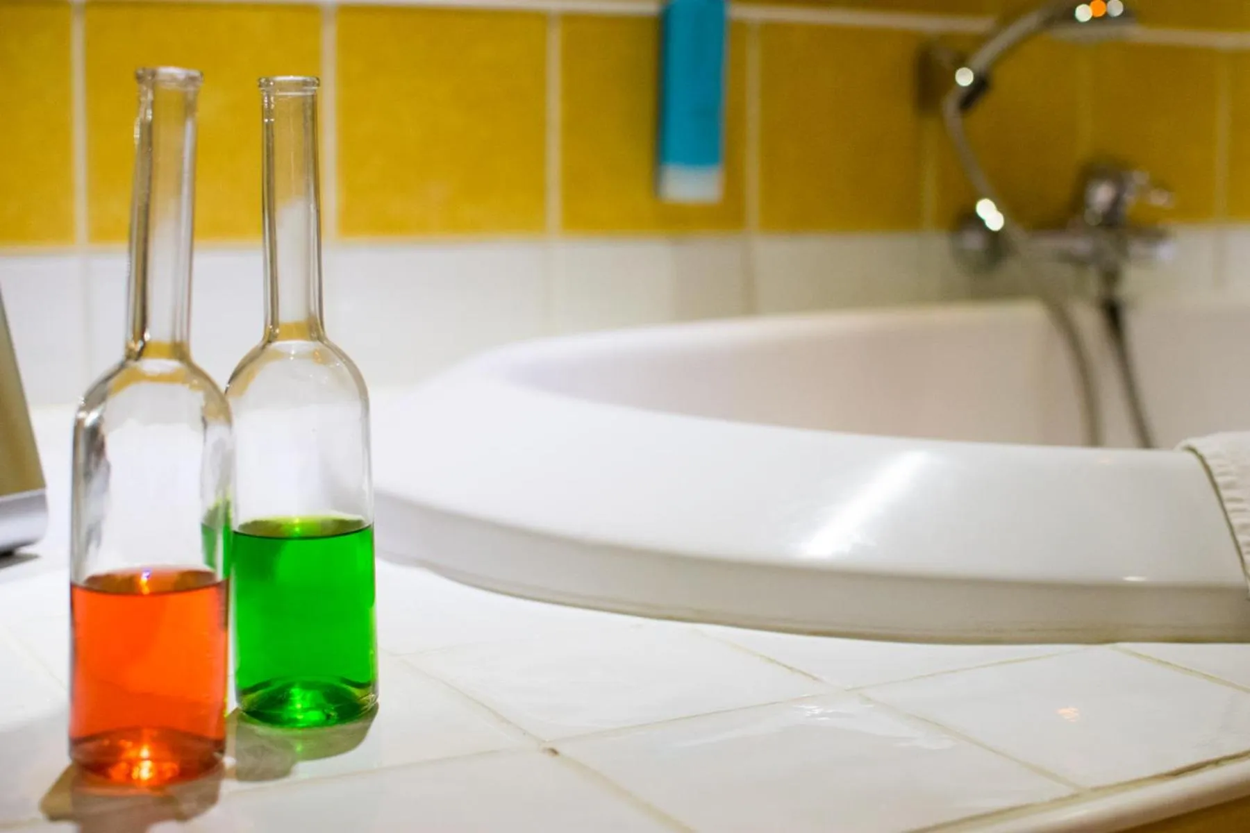 Bathroom in Hotel De Stokerij