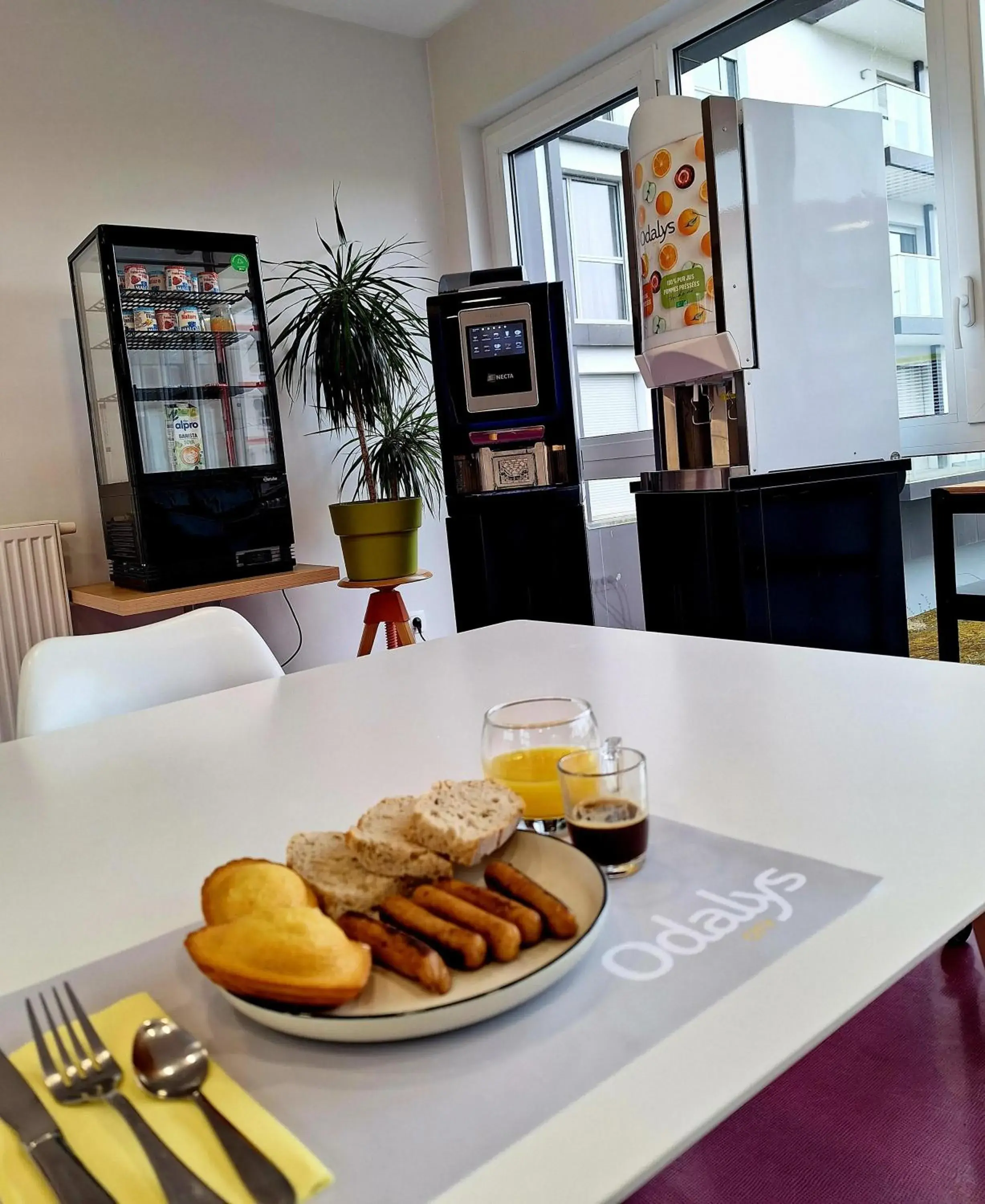 Breakfast in Appart Hotel Odalys City Metz Manufacture Breakfast in Appart Hotel Odalys City Metz Manufacture