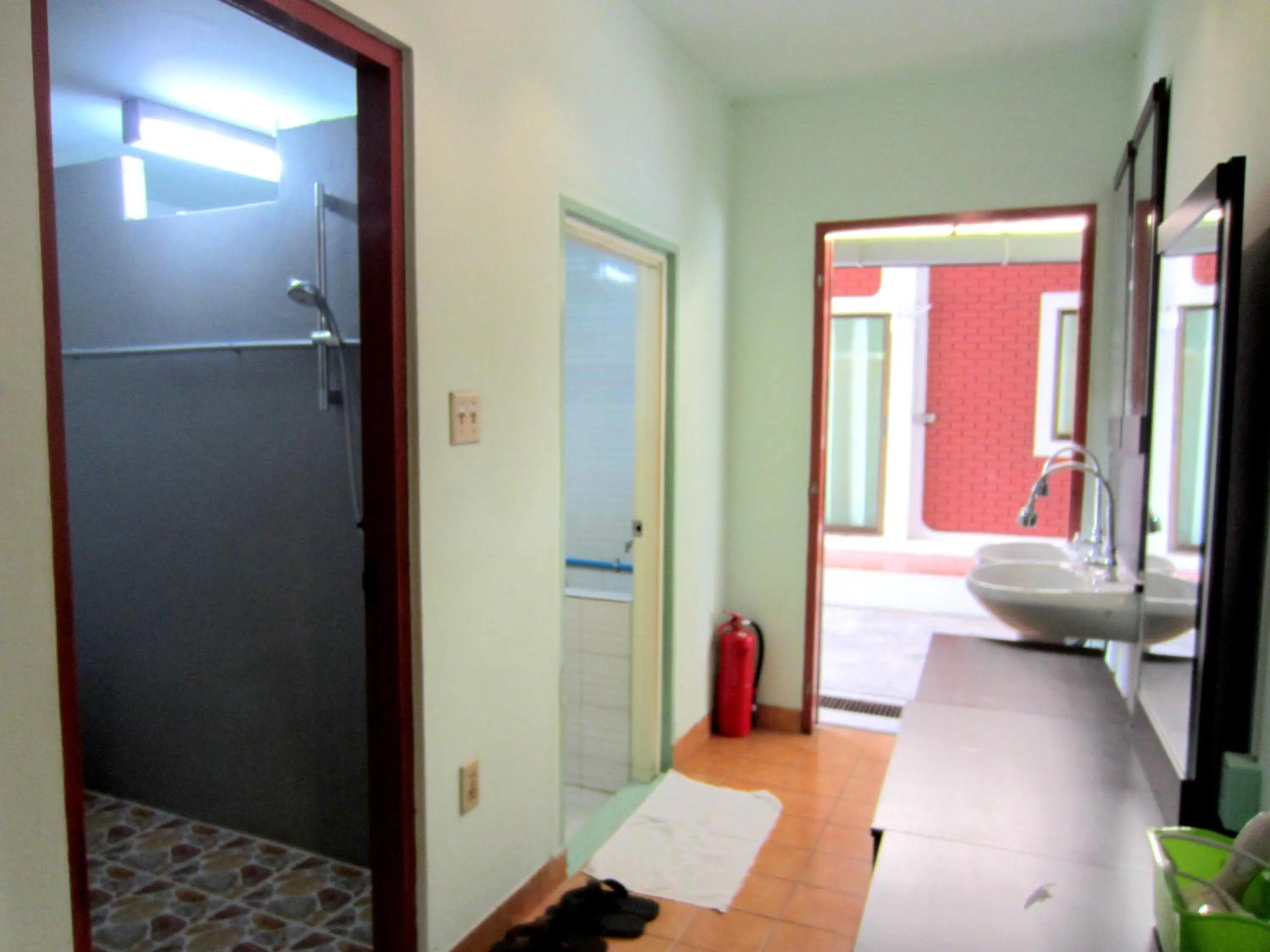 Bathroom, Bed in Sakura House