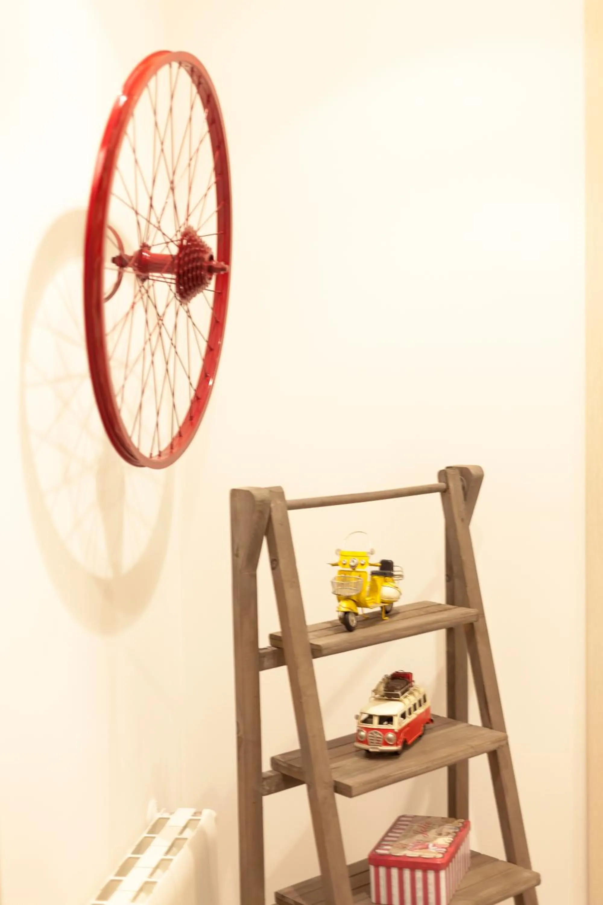 Decorative detail in Piazza Marina