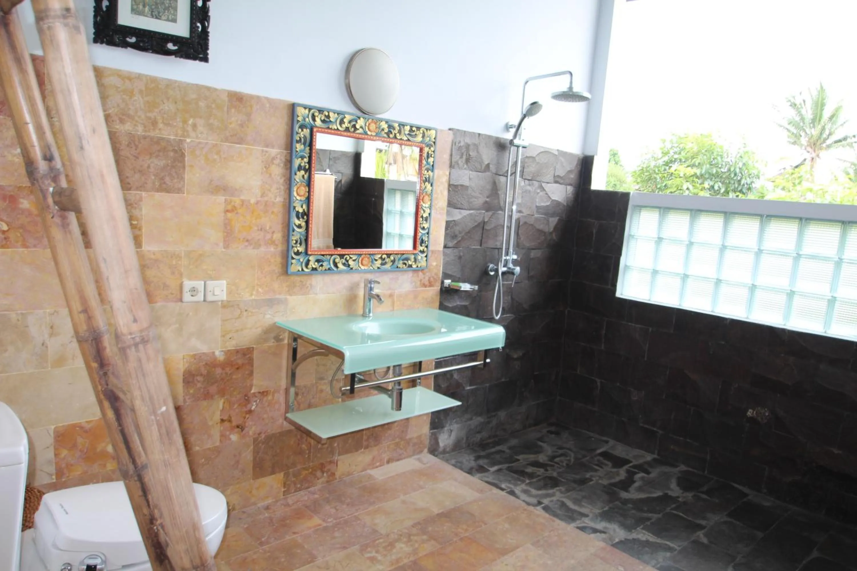 Uma Capung Mas Cottage