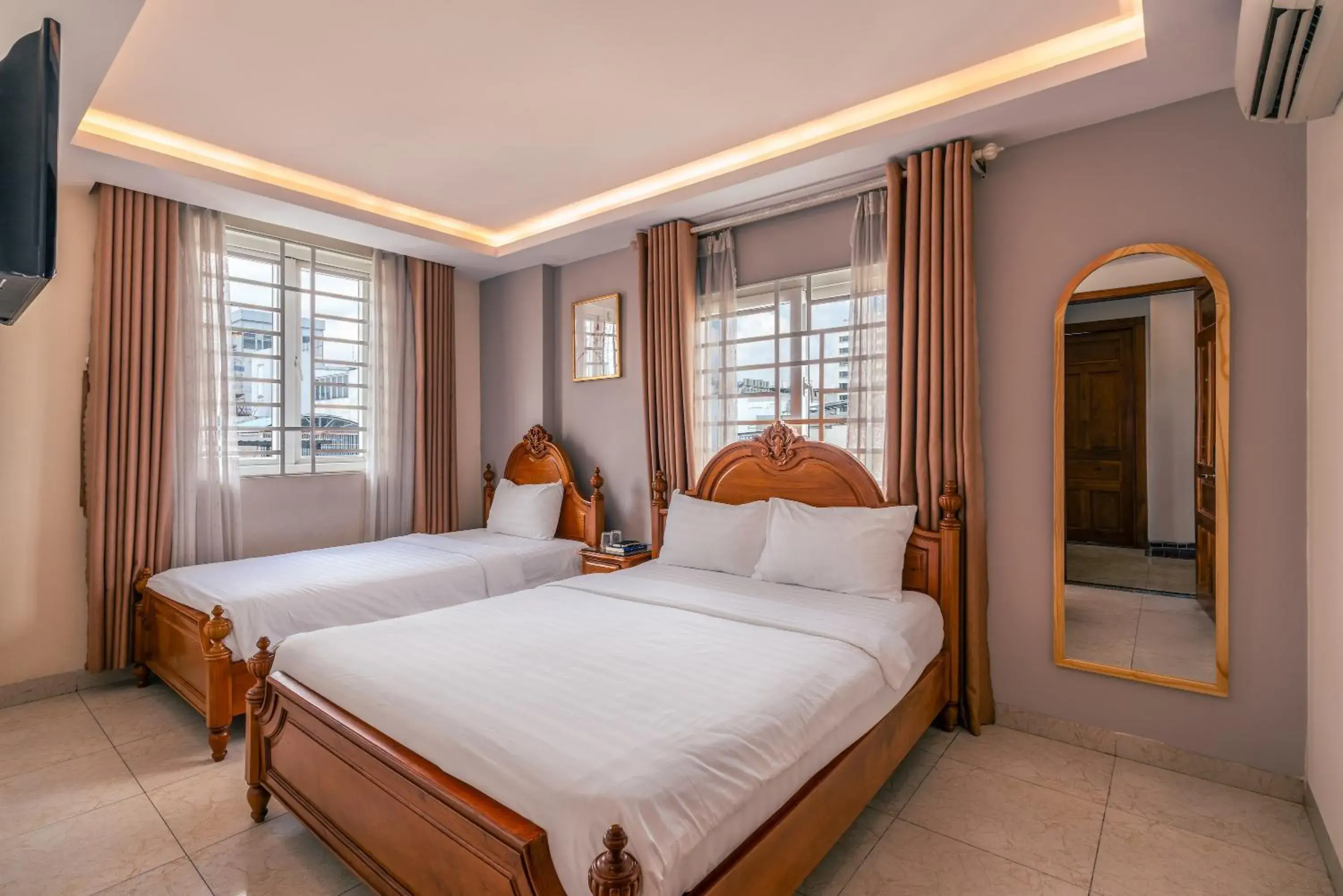 Bed in SAZI Erato Hotel - Free Airport & Breakfast Bed in SAZI Erato Hotel - Free Airport & Breakfast