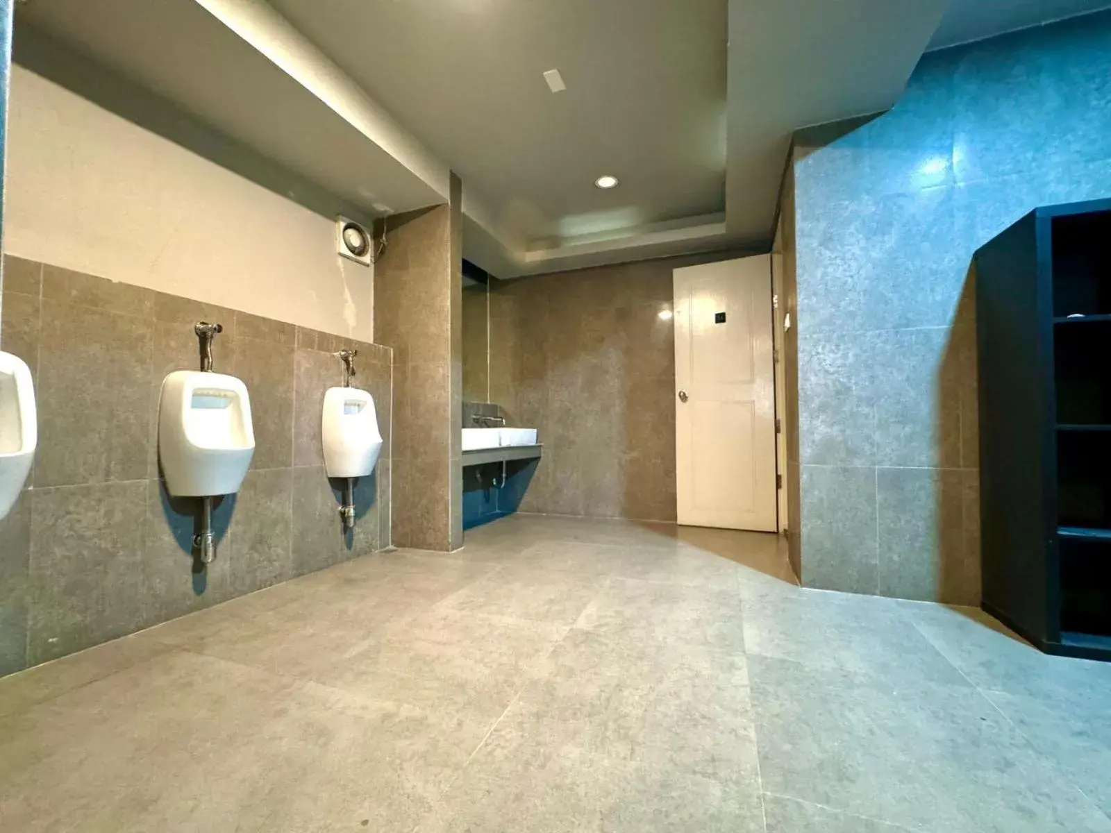 Bathroom in Collection O The Spades Hostel Bathroom in Collection O The Spades Hostel