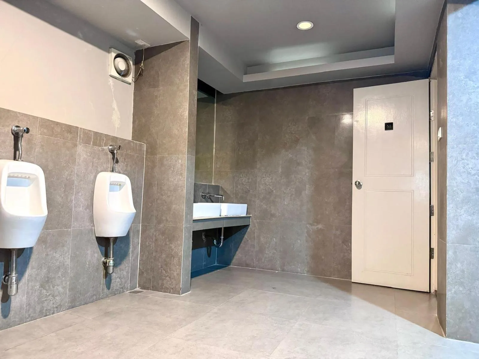 Bathroom in Collection O The Spades Hostel