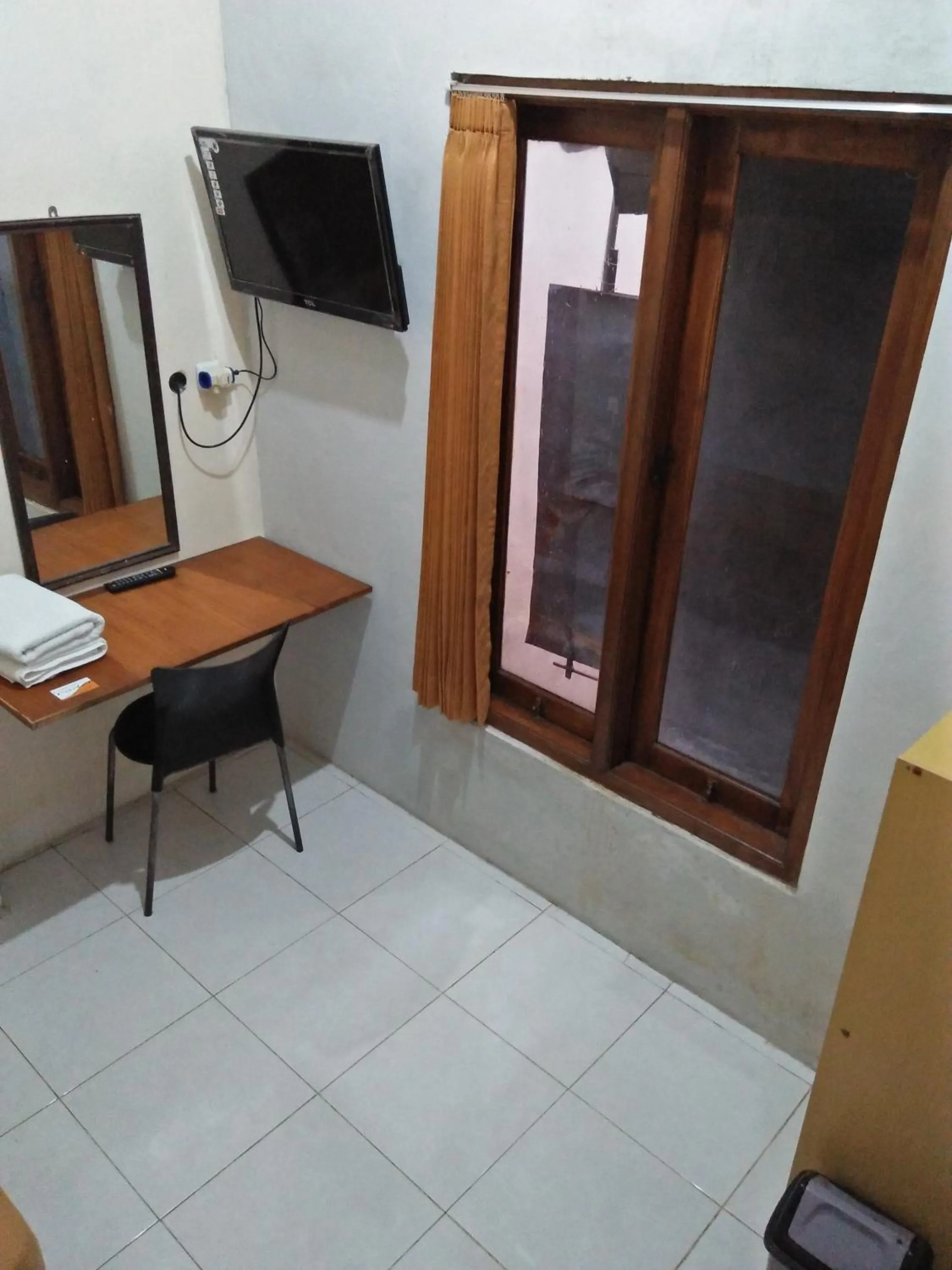 Bedroom in Losmen Fadel Malioboro Jogja