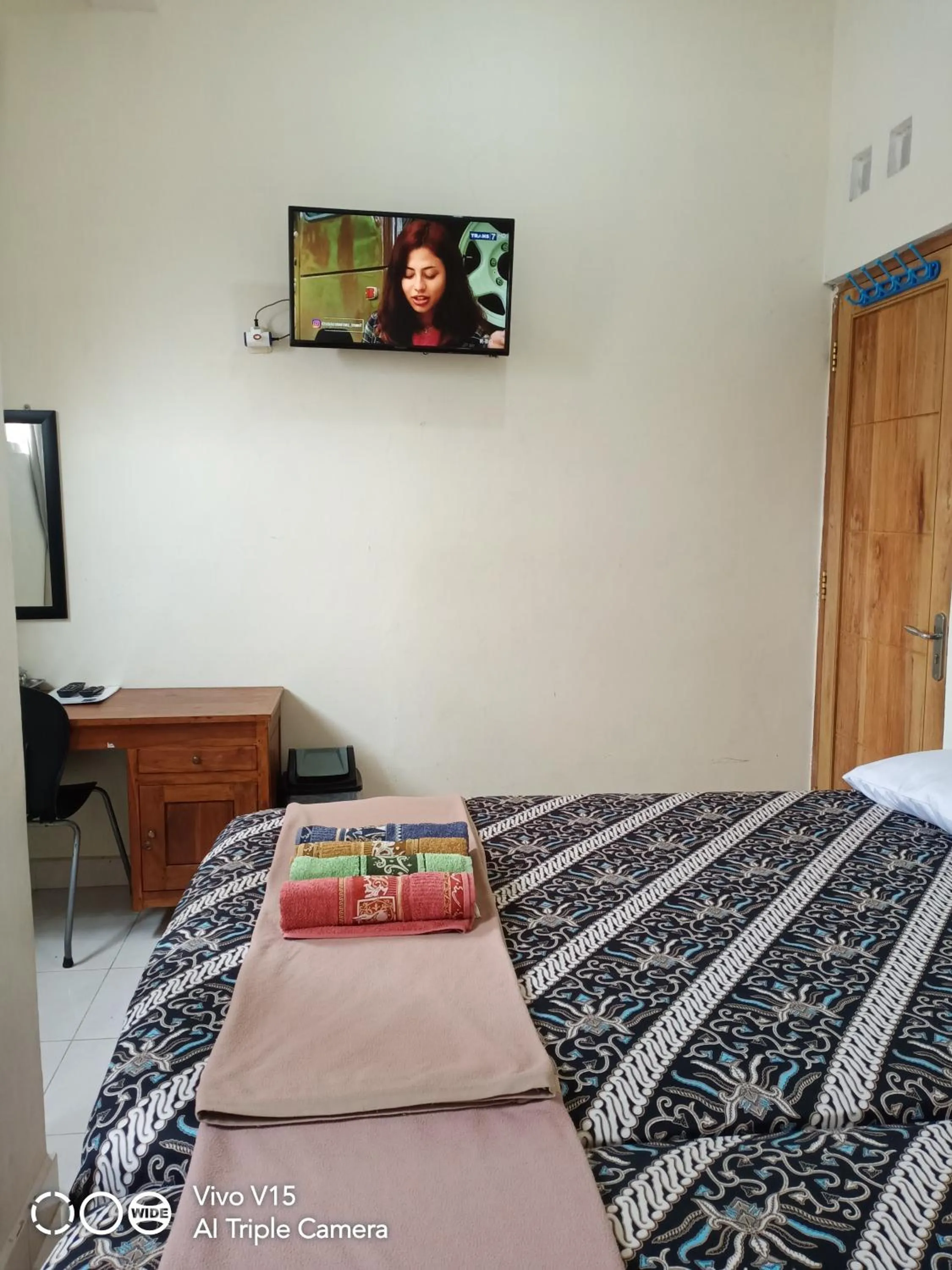 Property building, Bed in Losmen Fadel Malioboro Jogja