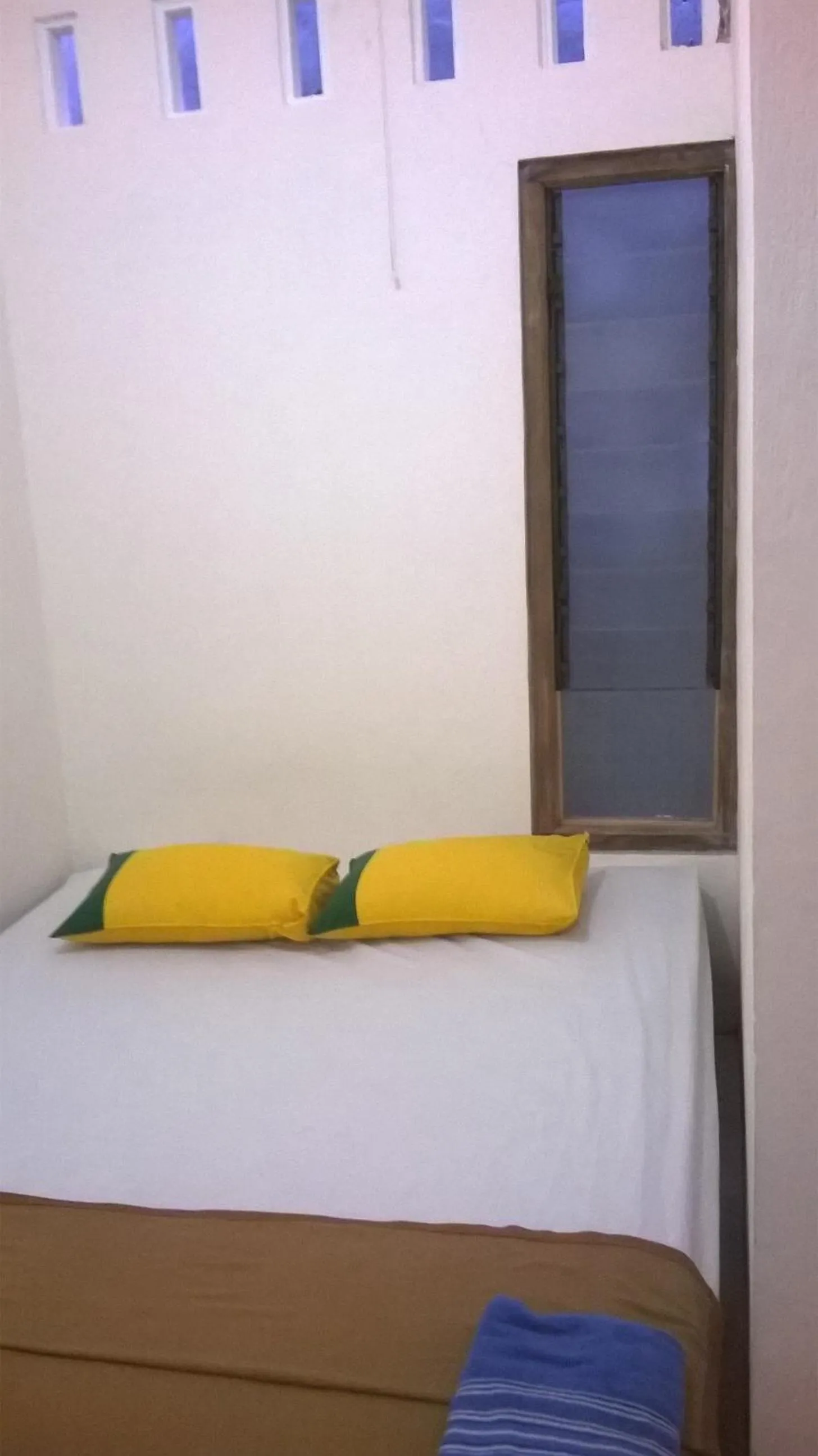 Bed in Losmen Fadel Malioboro Jogja