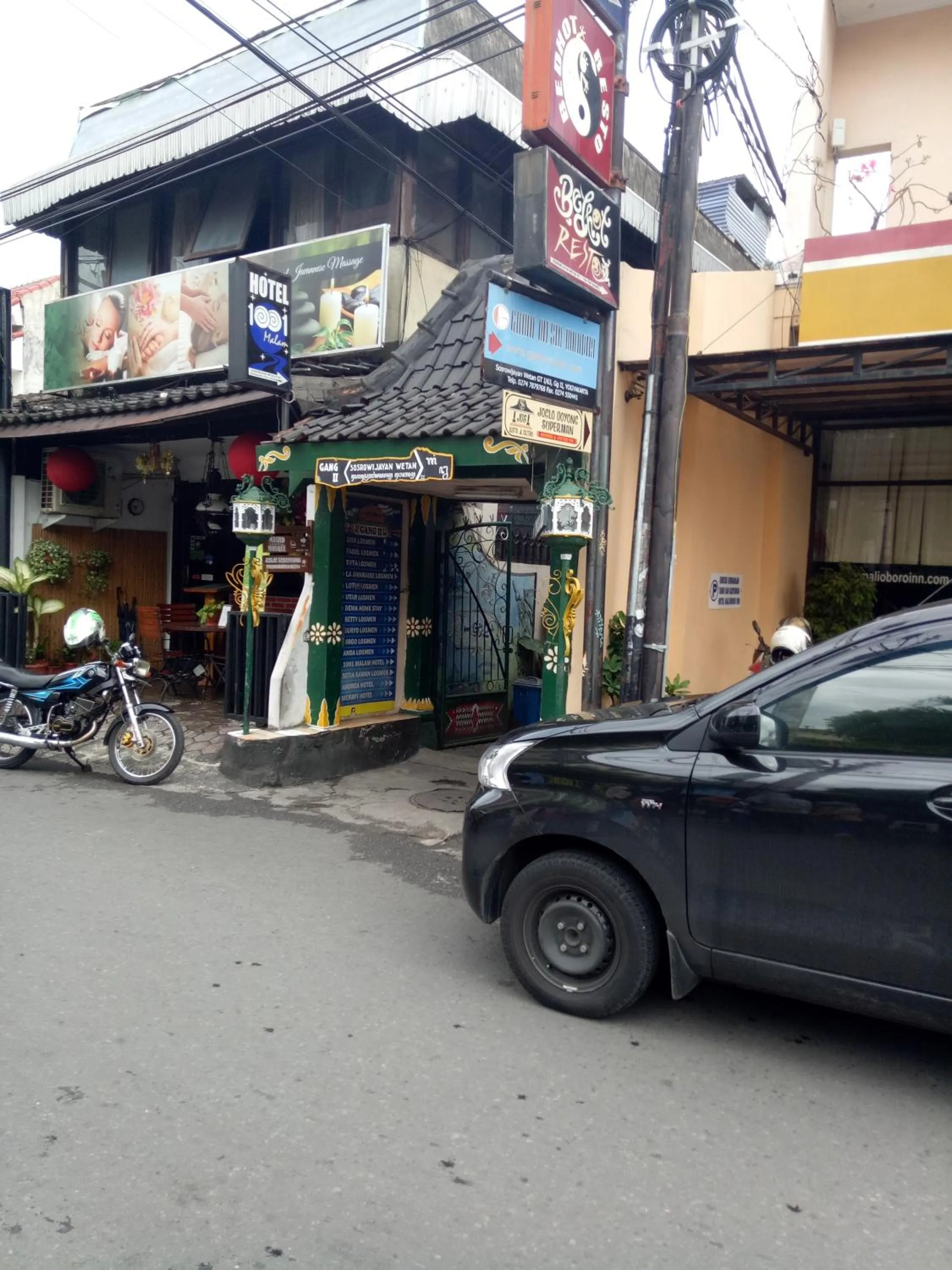 Neighbourhood in Losmen Fadel Malioboro Jogja