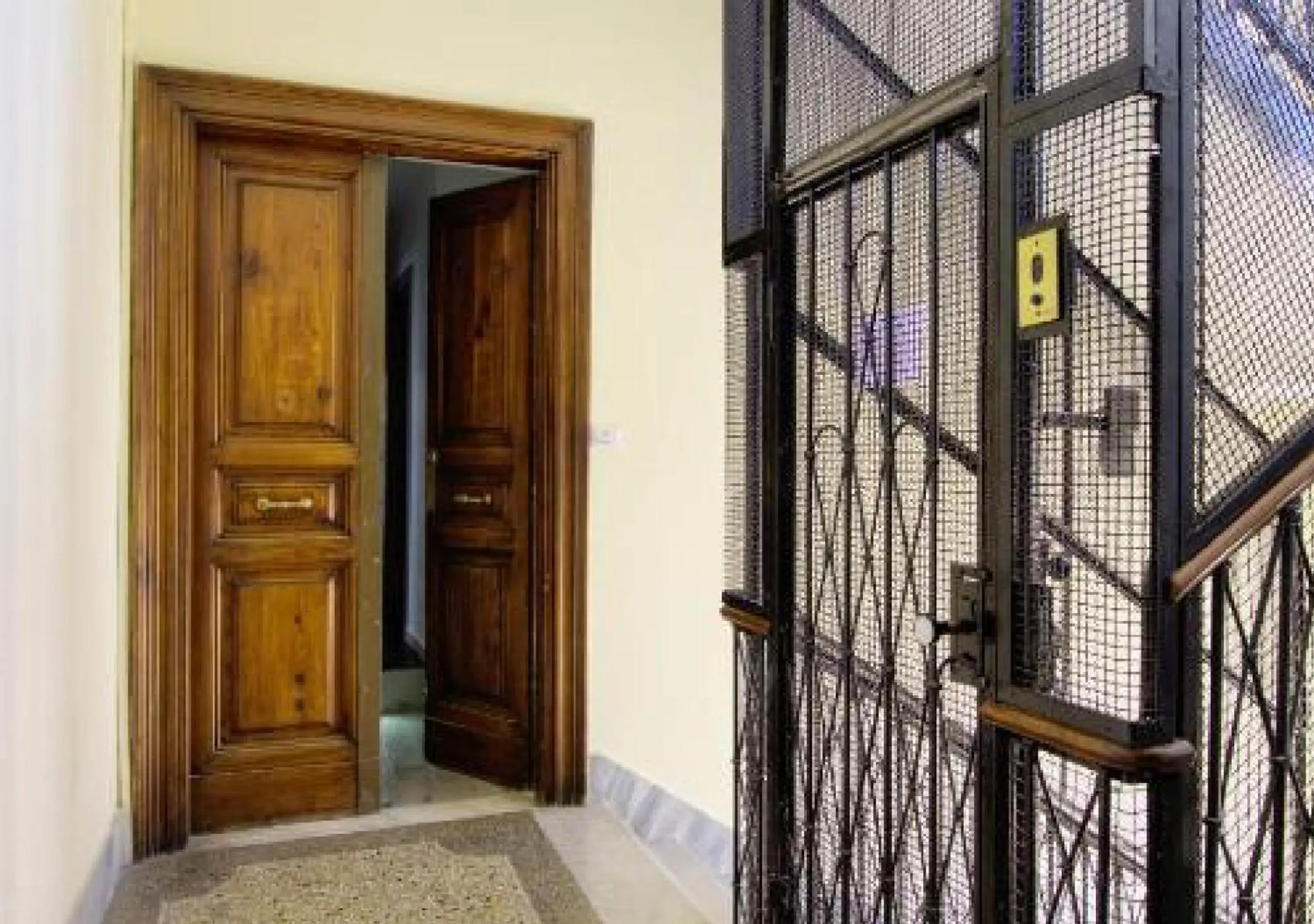 Property building in Floor 6 Boutique Rooms by DOT Suites Property building in Floor 6 Boutique Rooms by DOT Suites