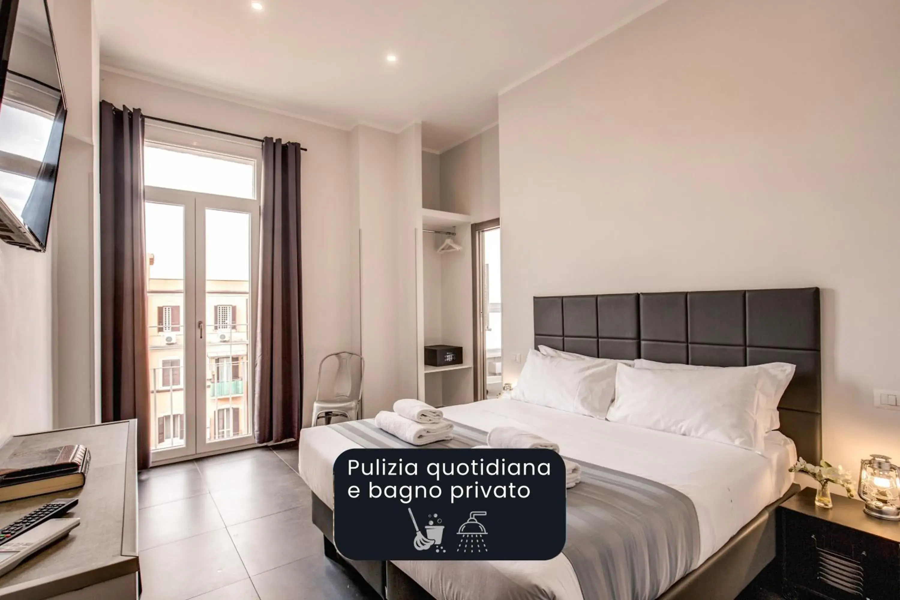 Photo of the whole room, Bed in Floor 6 Boutique Rooms by DOT Suites Photo of the whole room, Bed in Floor 6 Boutique Rooms by DOT Suites