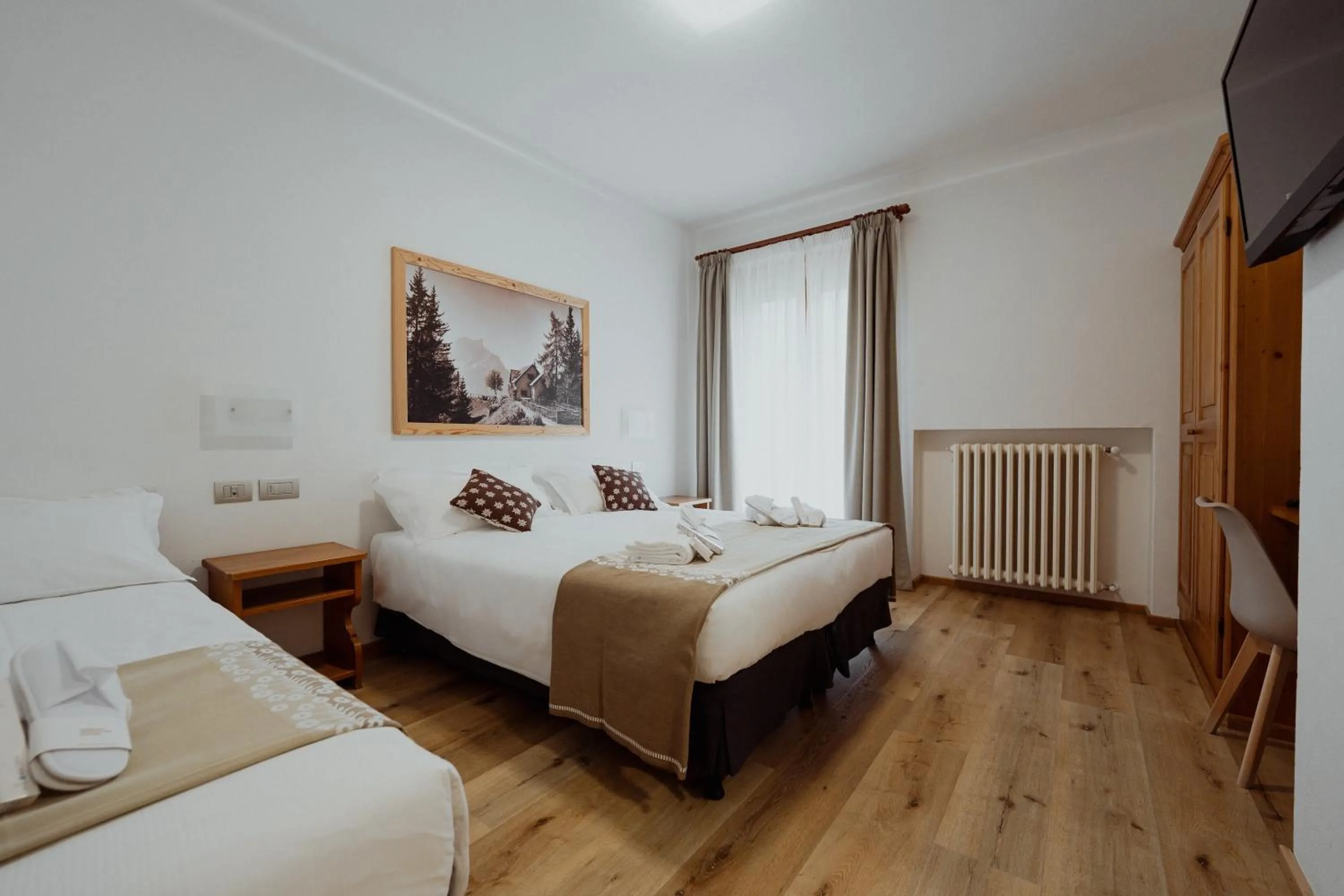 Bedroom, Bed in Dolomiti Sport Hotel