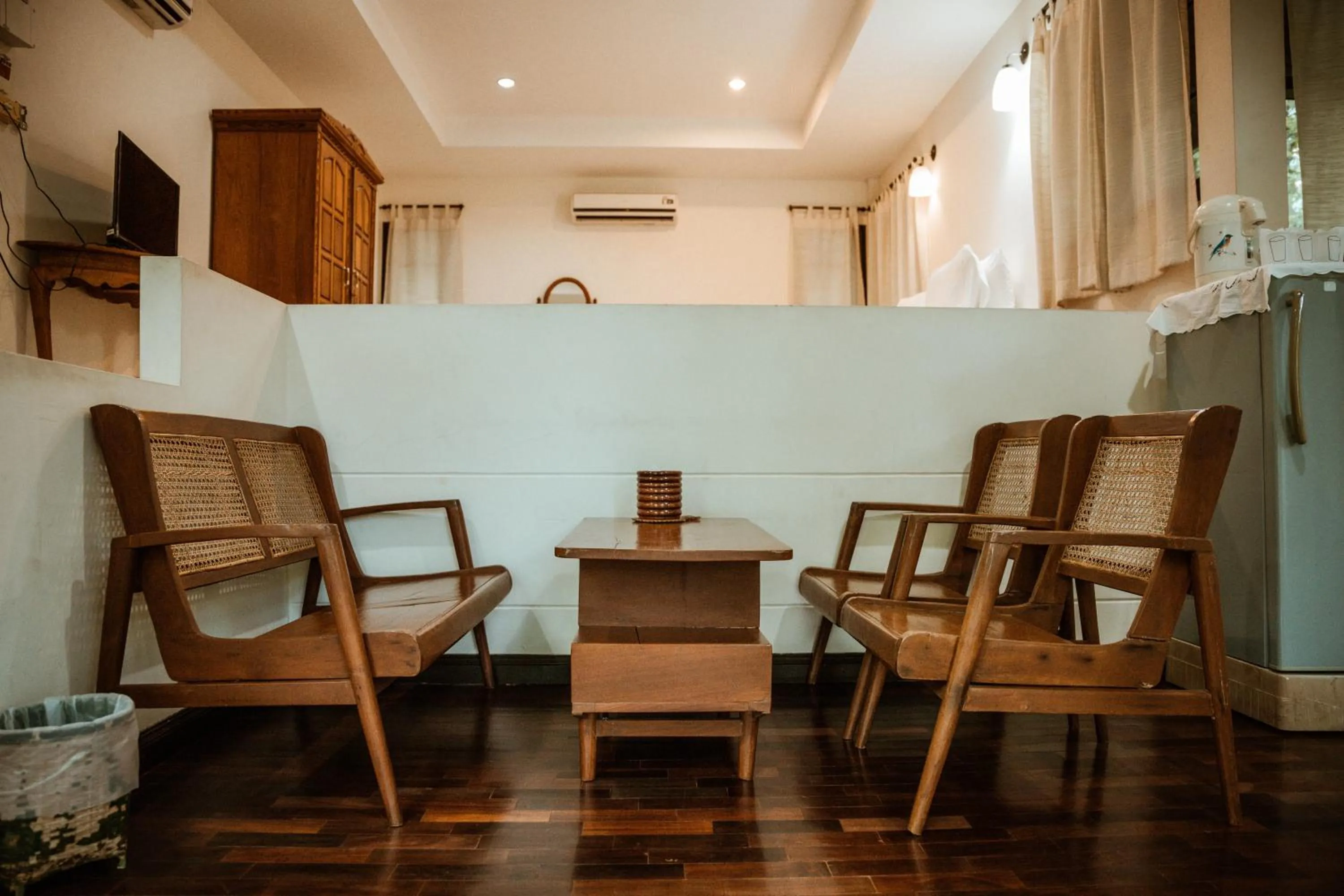 Living room in Tak Andaman Resort & Hotel