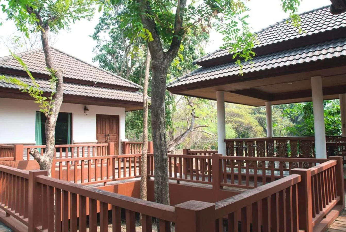 Patio in Tak Andaman Resort & Hotel
