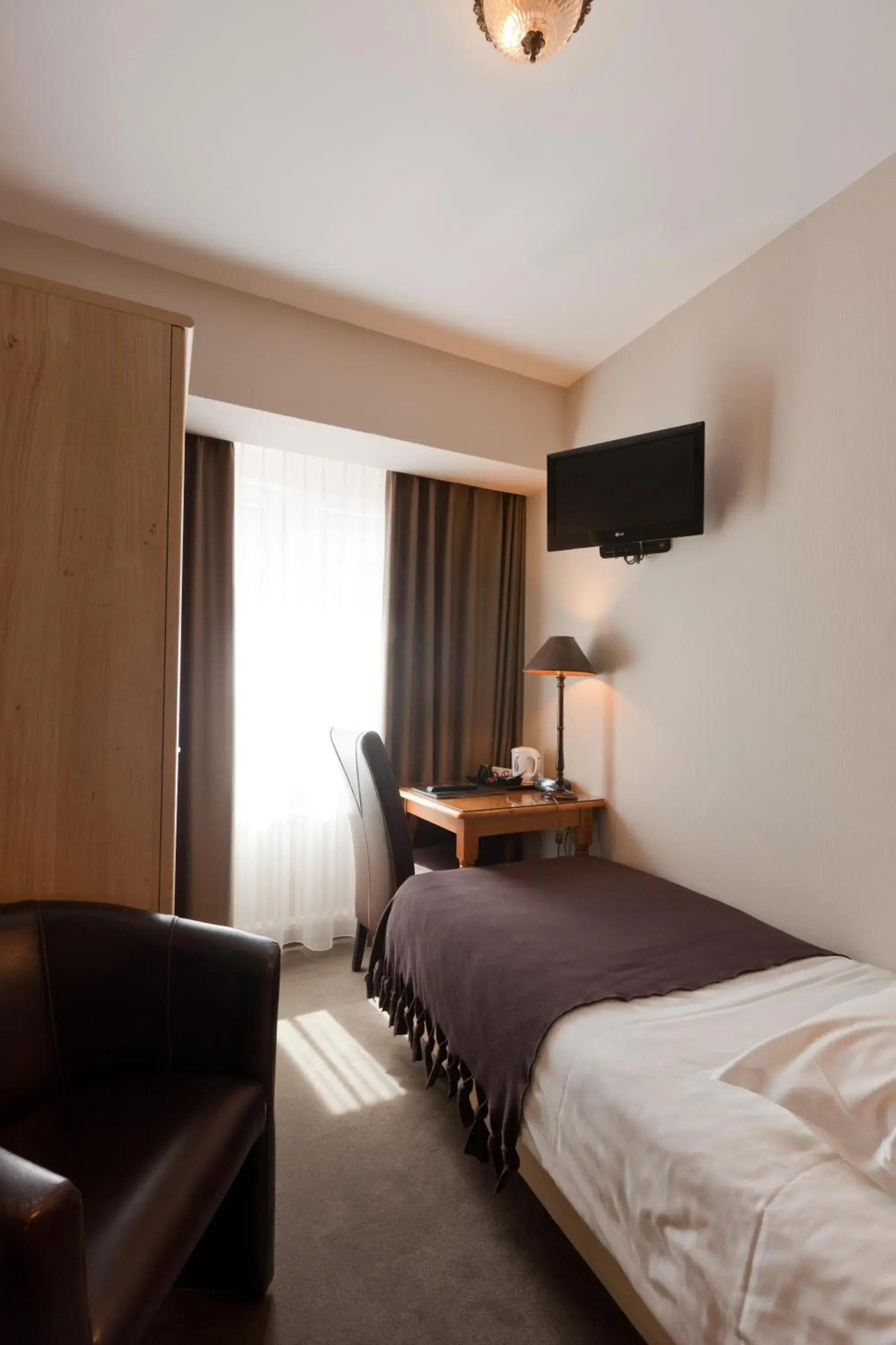 Standard Single Room in Hotel De Hofkamers Standard Single Room in Hotel De Hofkamers