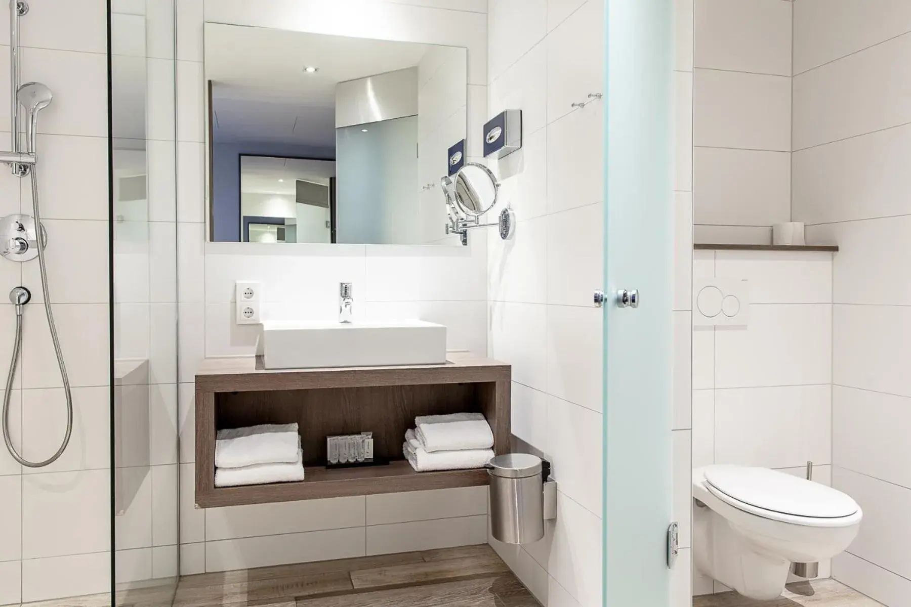 Standard Room in Van der Valk Hotel Groningen-Hoogkerk Standard Room in Van der Valk Hotel Groningen-Hoogkerk