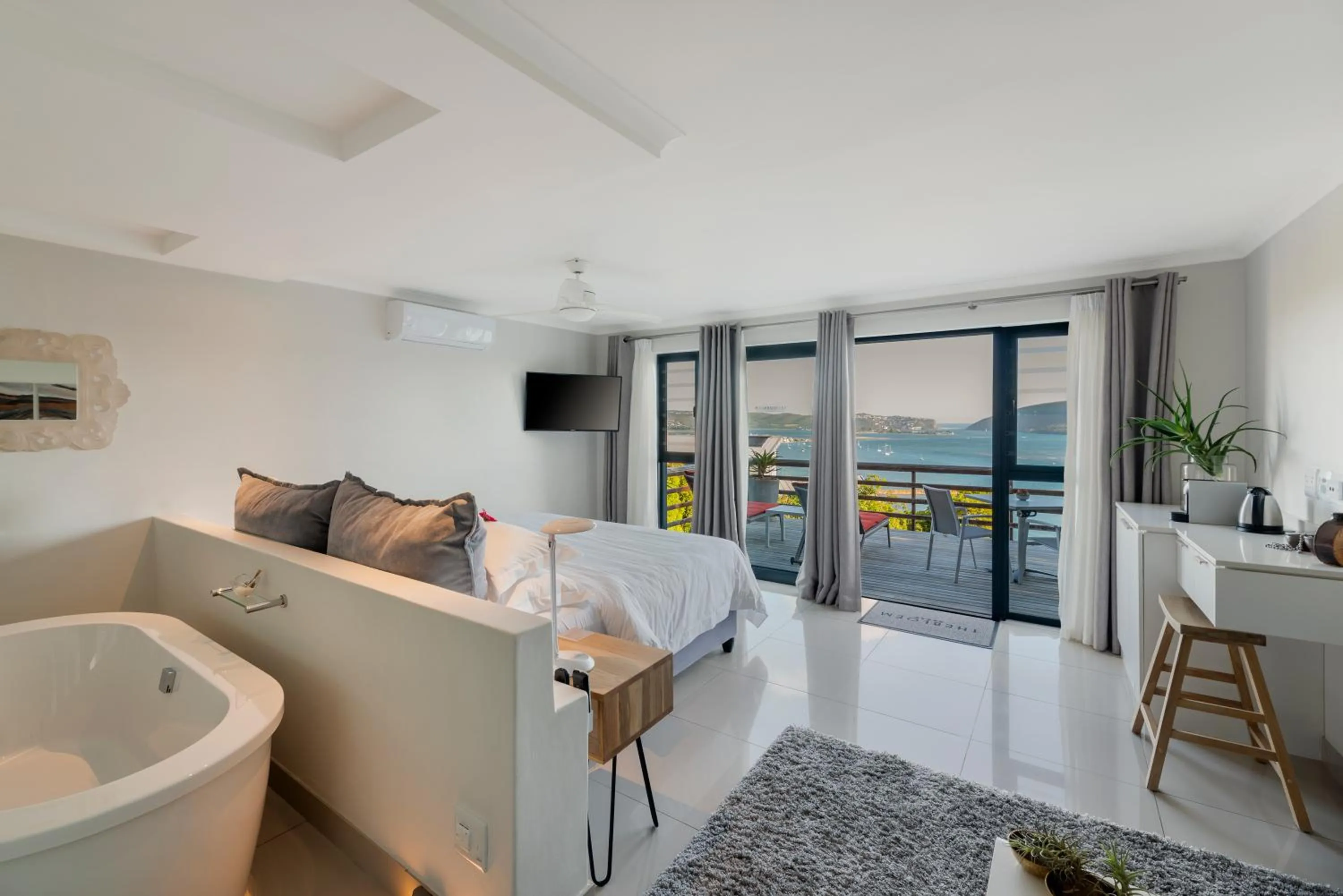 THEBLOEM Guest Suites by Knysna Paradise Collection