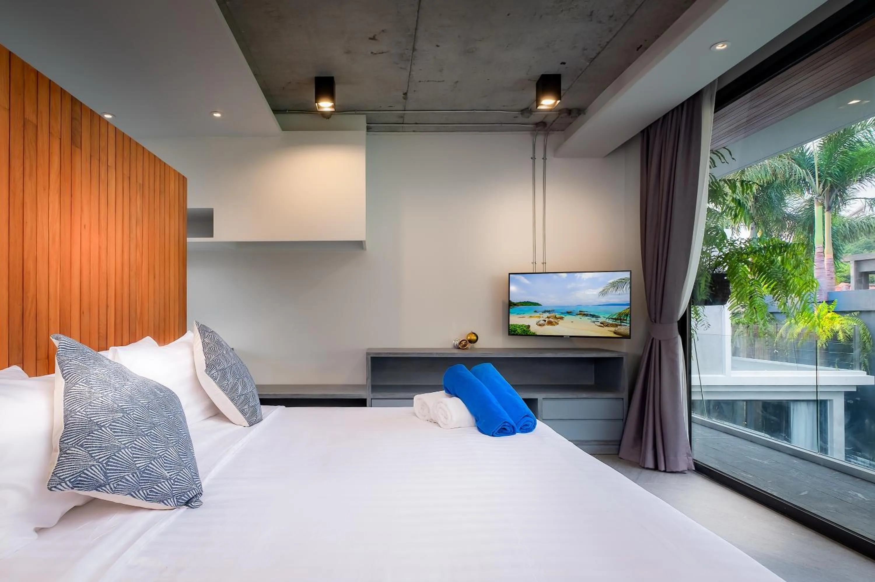 Bedroom, Bed in Karon Beach Pool Villa - Sha Extra Plus