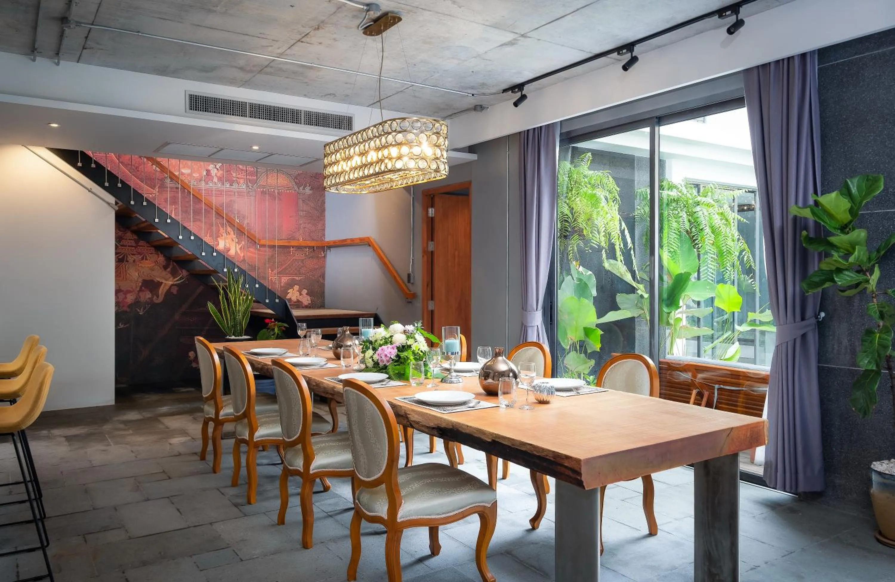 Dining area in Karon Beach Pool Villa - Sha Extra Plus