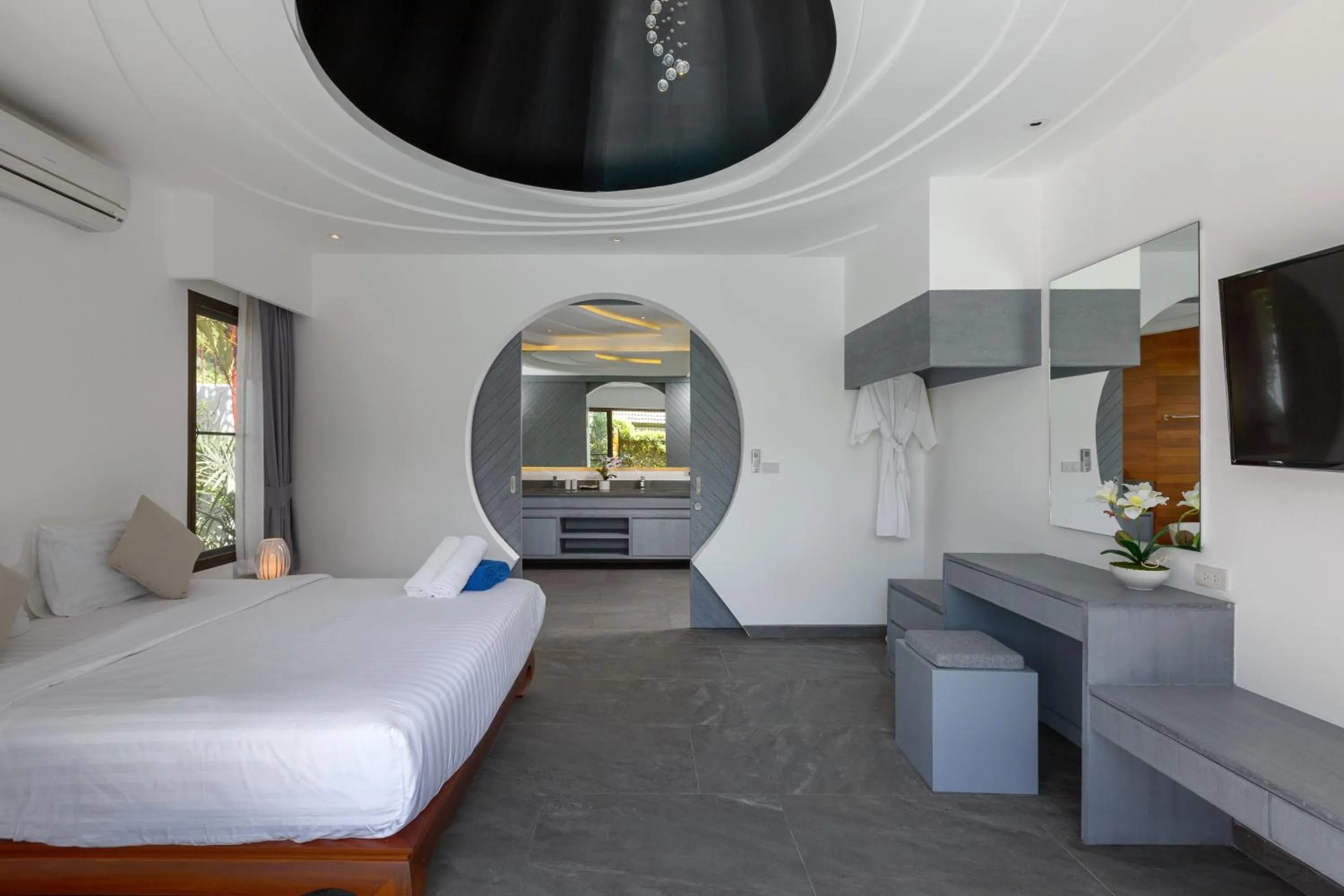 Bedroom, Bed in Karon Beach Pool Villa - Sha Extra Plus