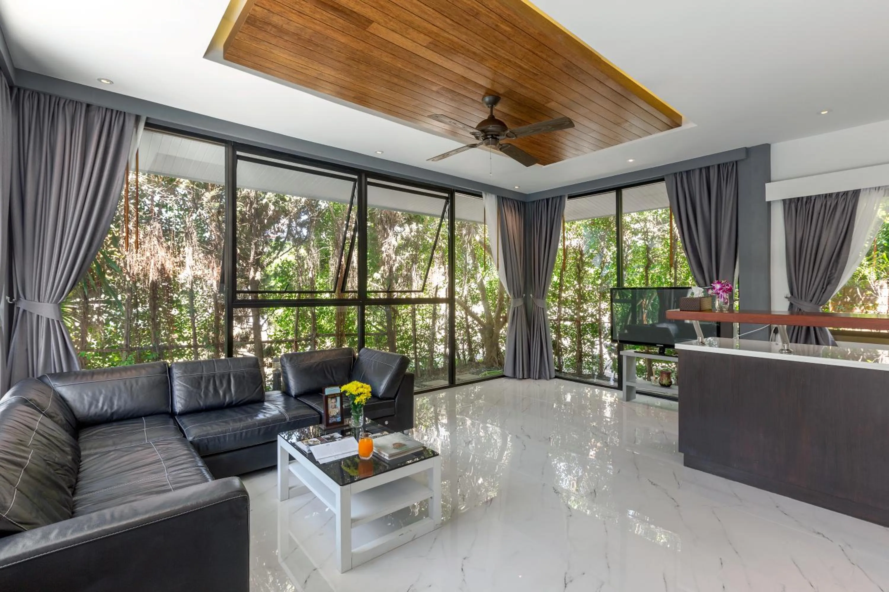 Kitchen or kitchenette in Karon Beach Pool Villa - Sha Extra Plus