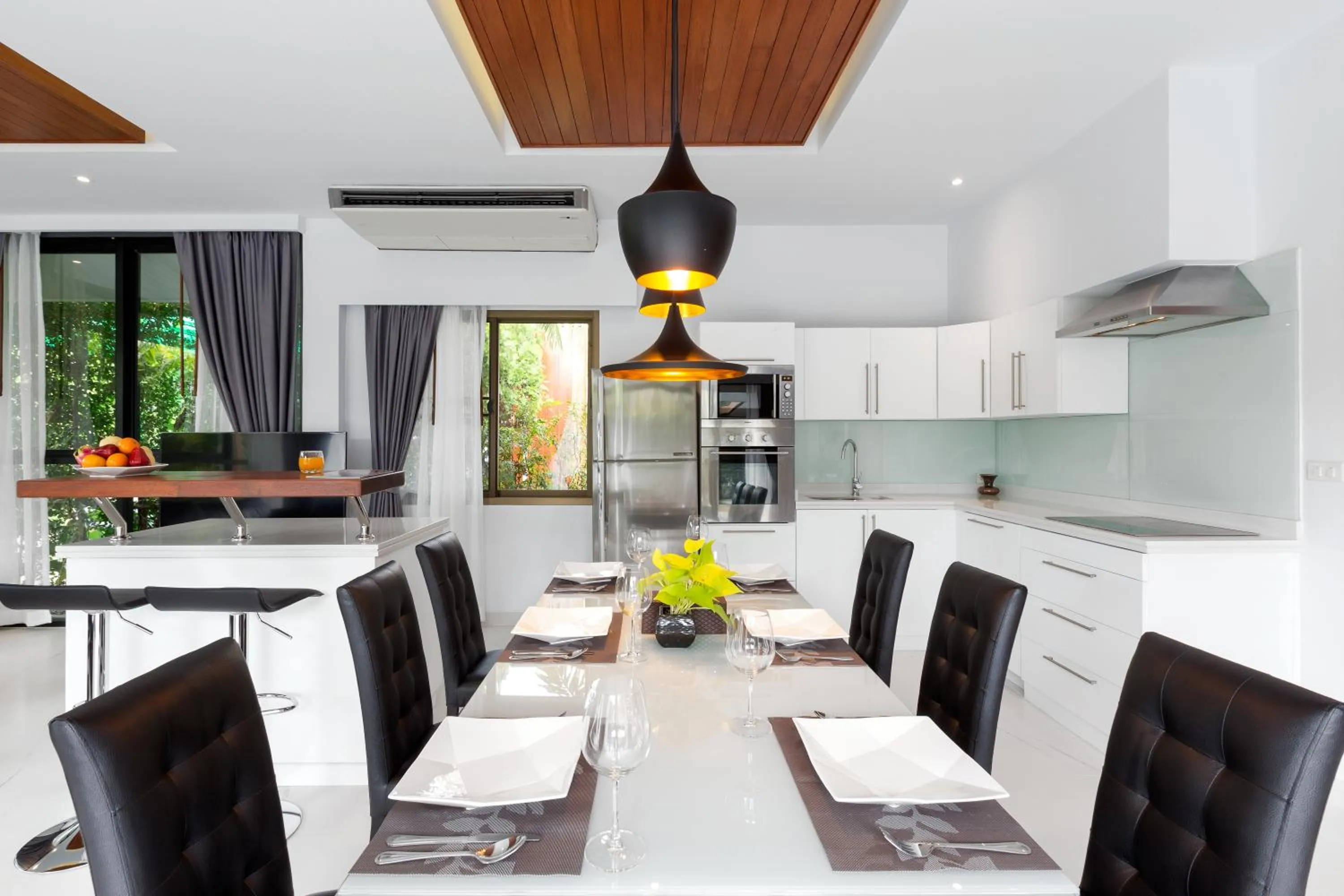 Kitchen or kitchenette in Karon Beach Pool Villa - Sha Extra Plus