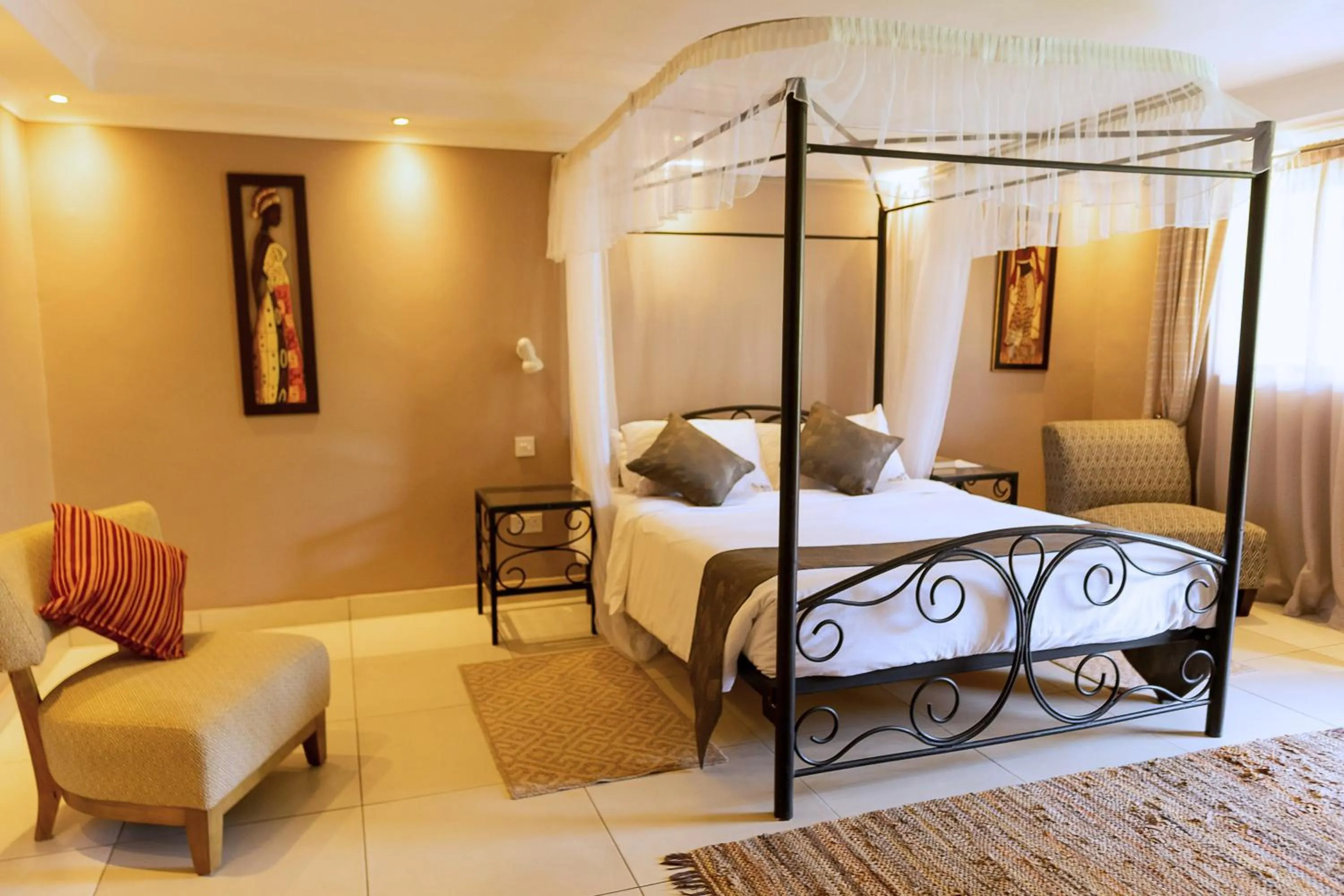 Photo of the whole room, Bed in Casa Mia Lodge & Restaurant