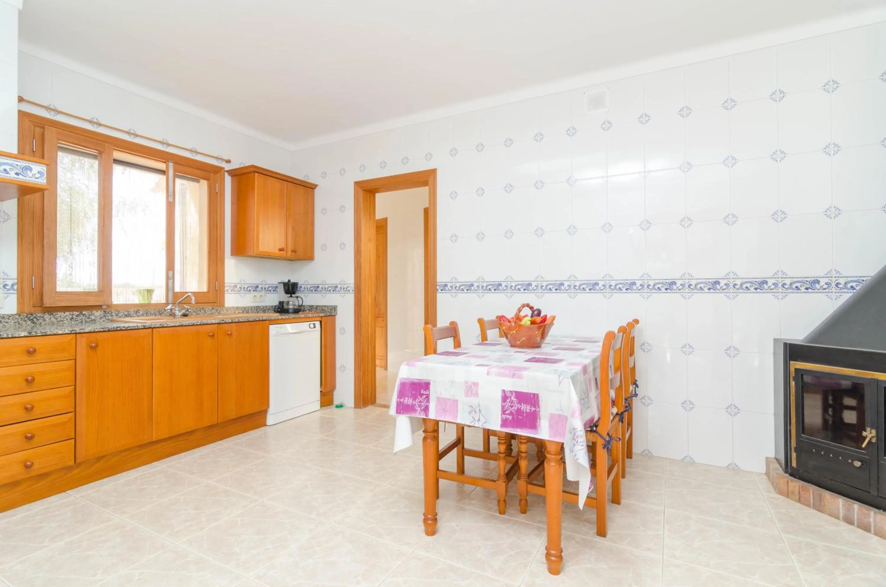 Kitchen or kitchenette in Torre Marina (Alga Marina)