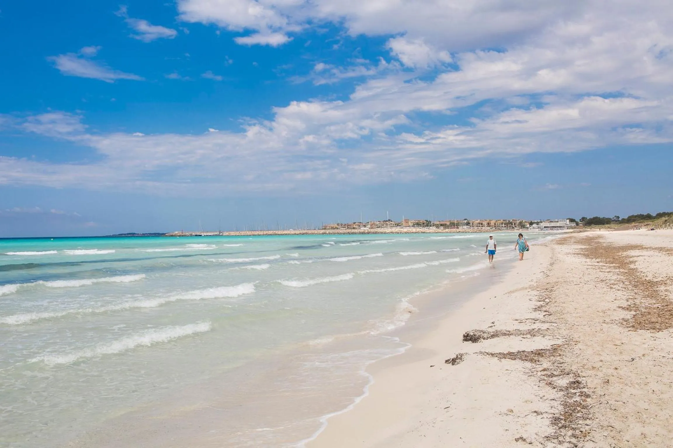 Beach in Torre Marina (Alga Marina)