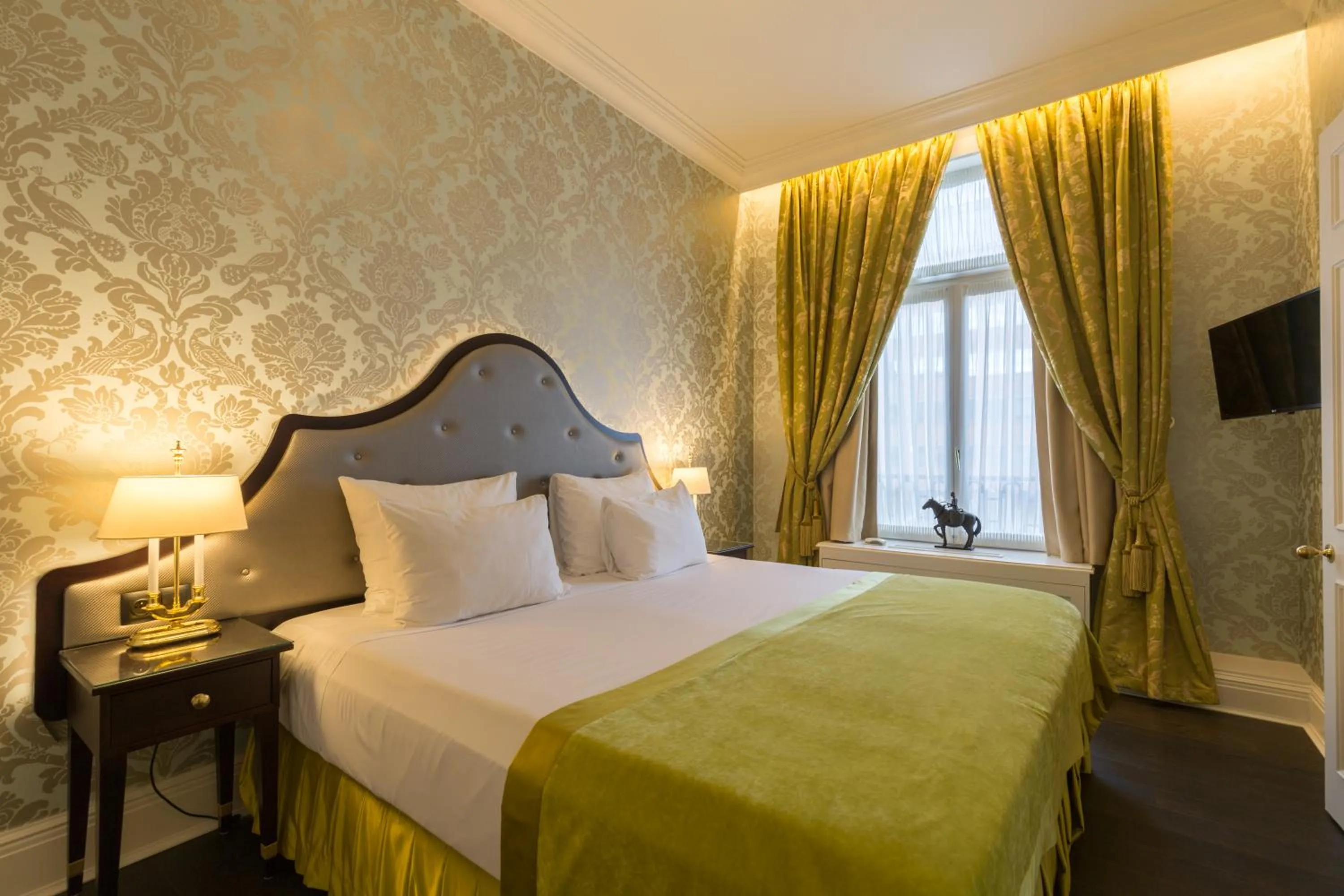 Bedroom, Bed in Stanhope Hotel by Thon Hotels