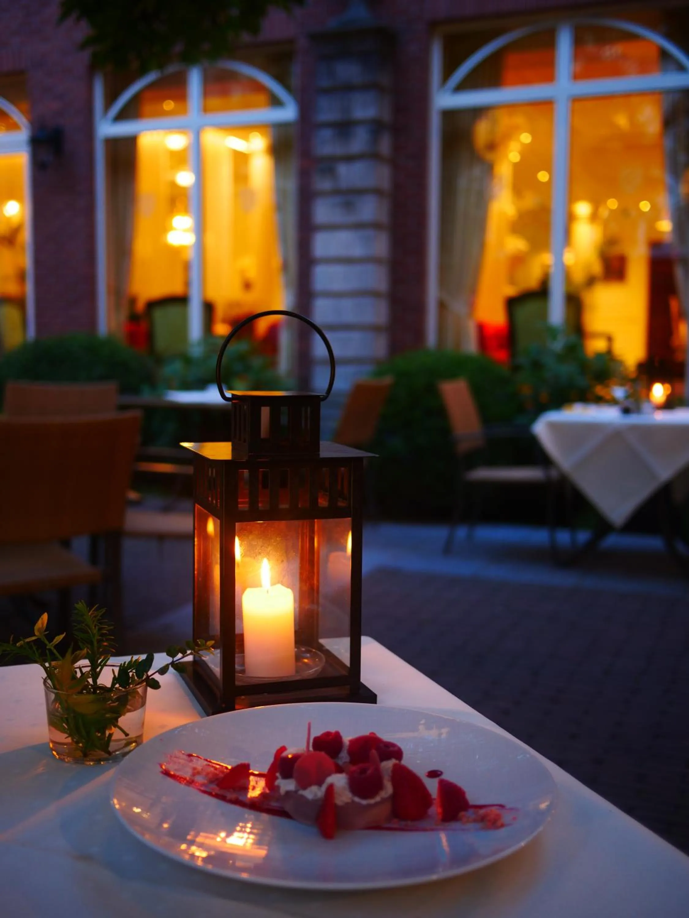 Seating area in Stanhope Hotel by Thon Hotels
