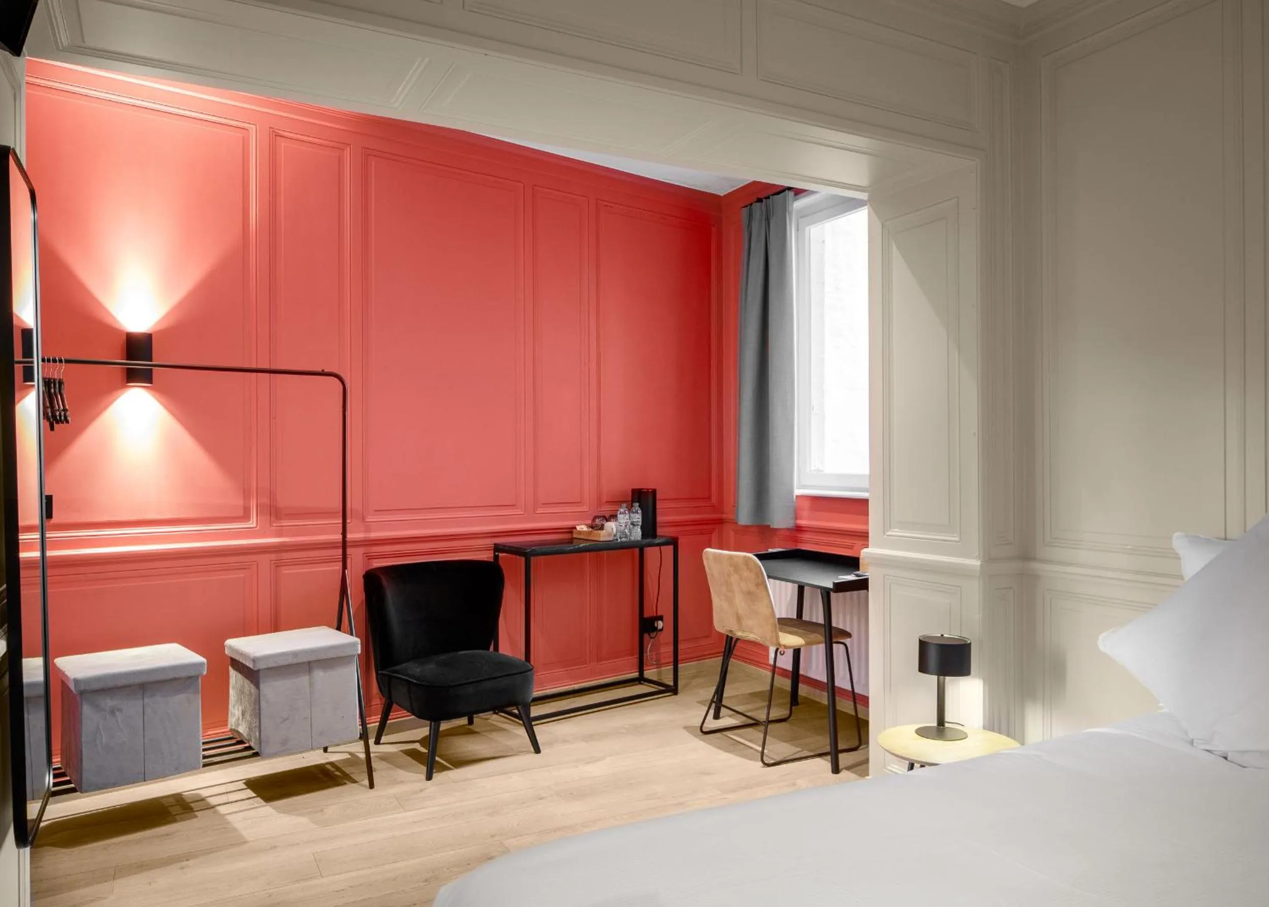 Bedroom, Bed in Hotel Augustyn Brugge