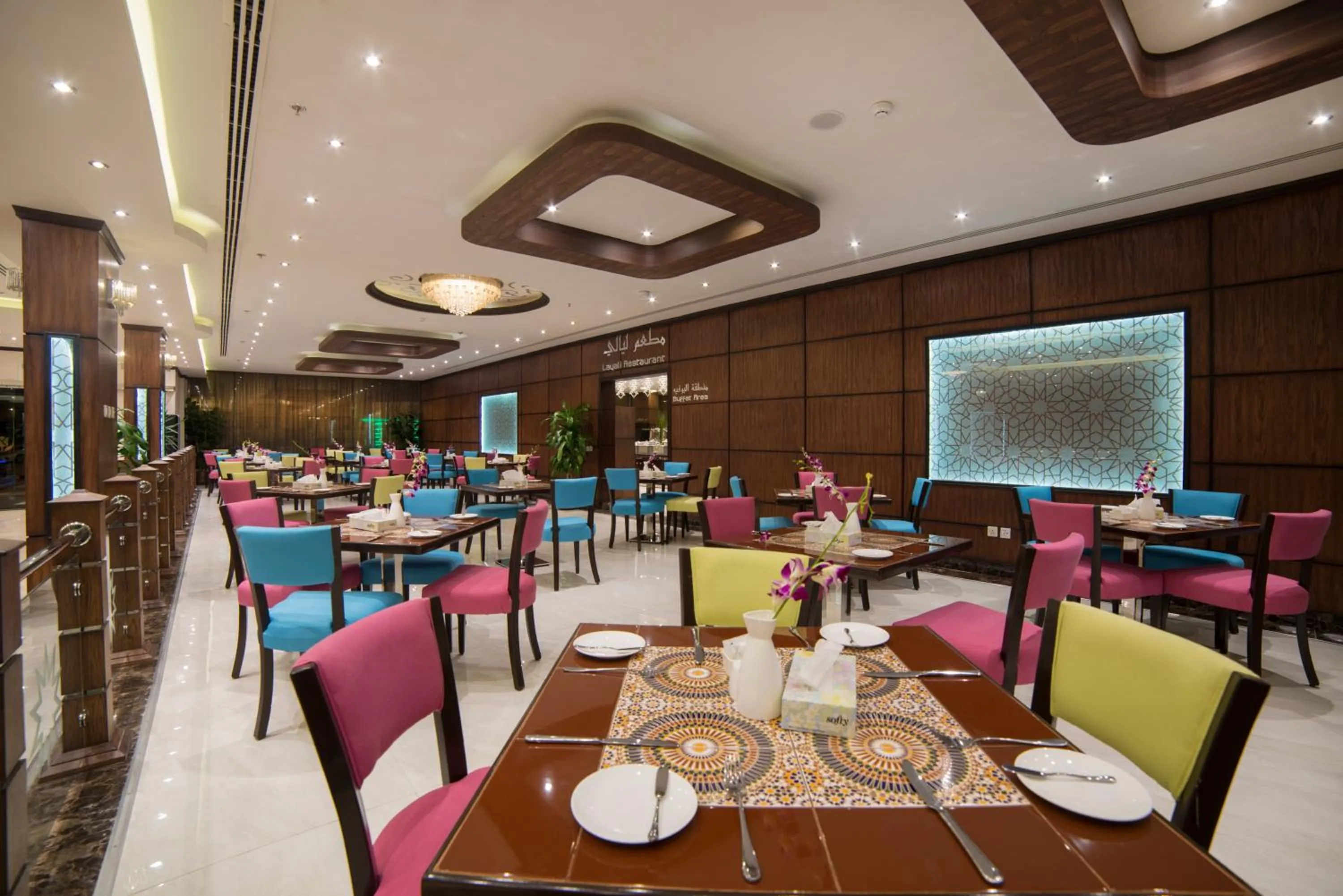 Restaurant/places to eat in Golden Bujari Hotel Al Khobar