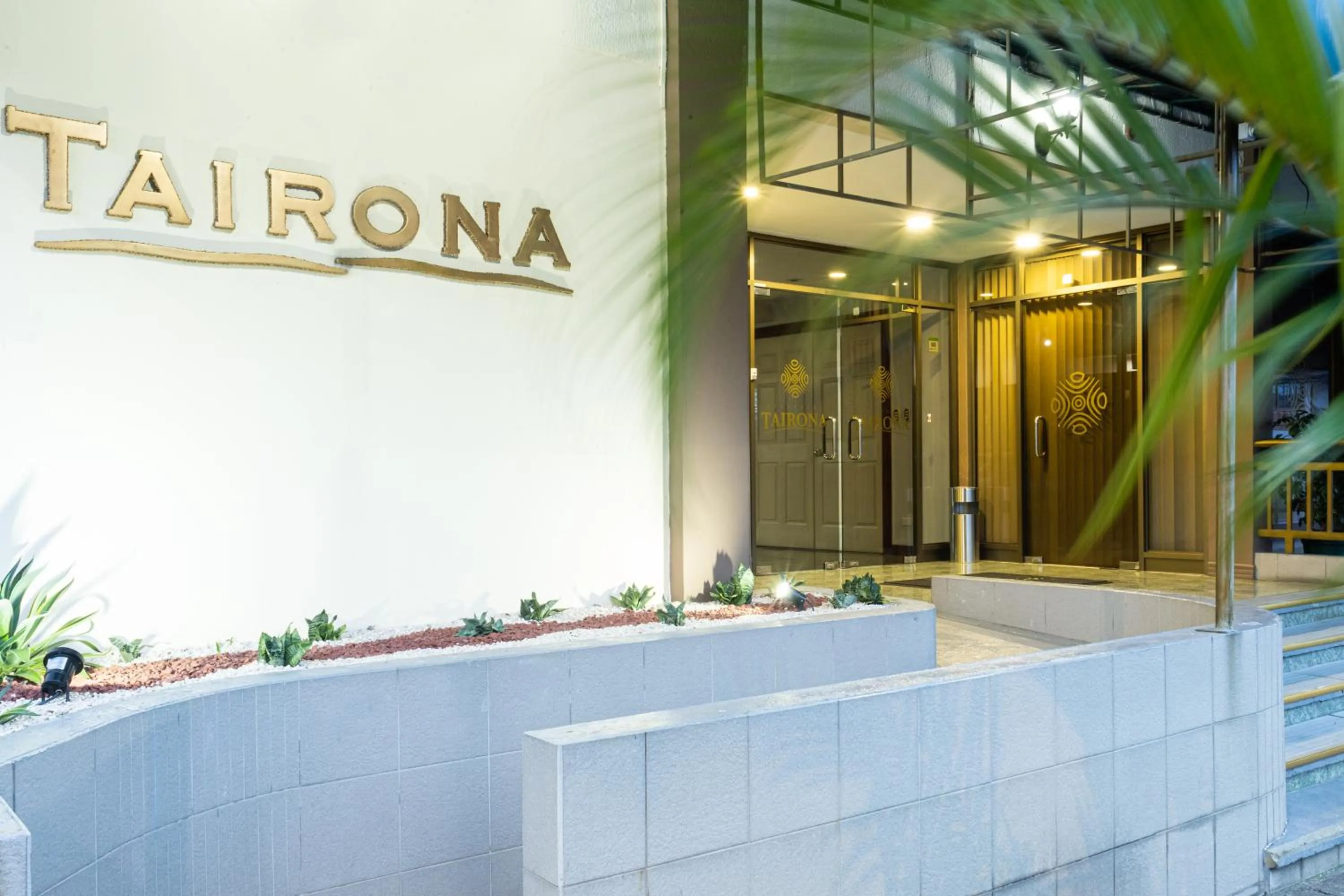 Facade/entrance in Apartotel Tairona