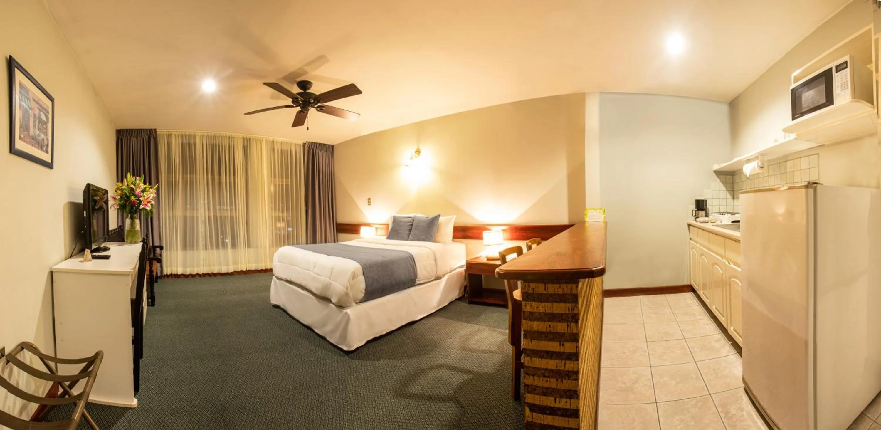 Dining area, Bed in Apartotel Tairona