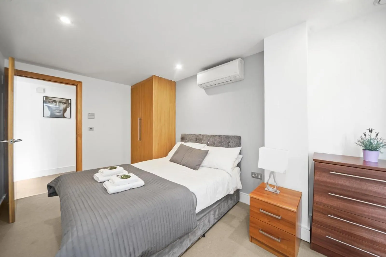 Bedroom, Bed in Modern Apartments in Bayswater Central London FREE WIFI & AIRCON by City Stay Aparts London