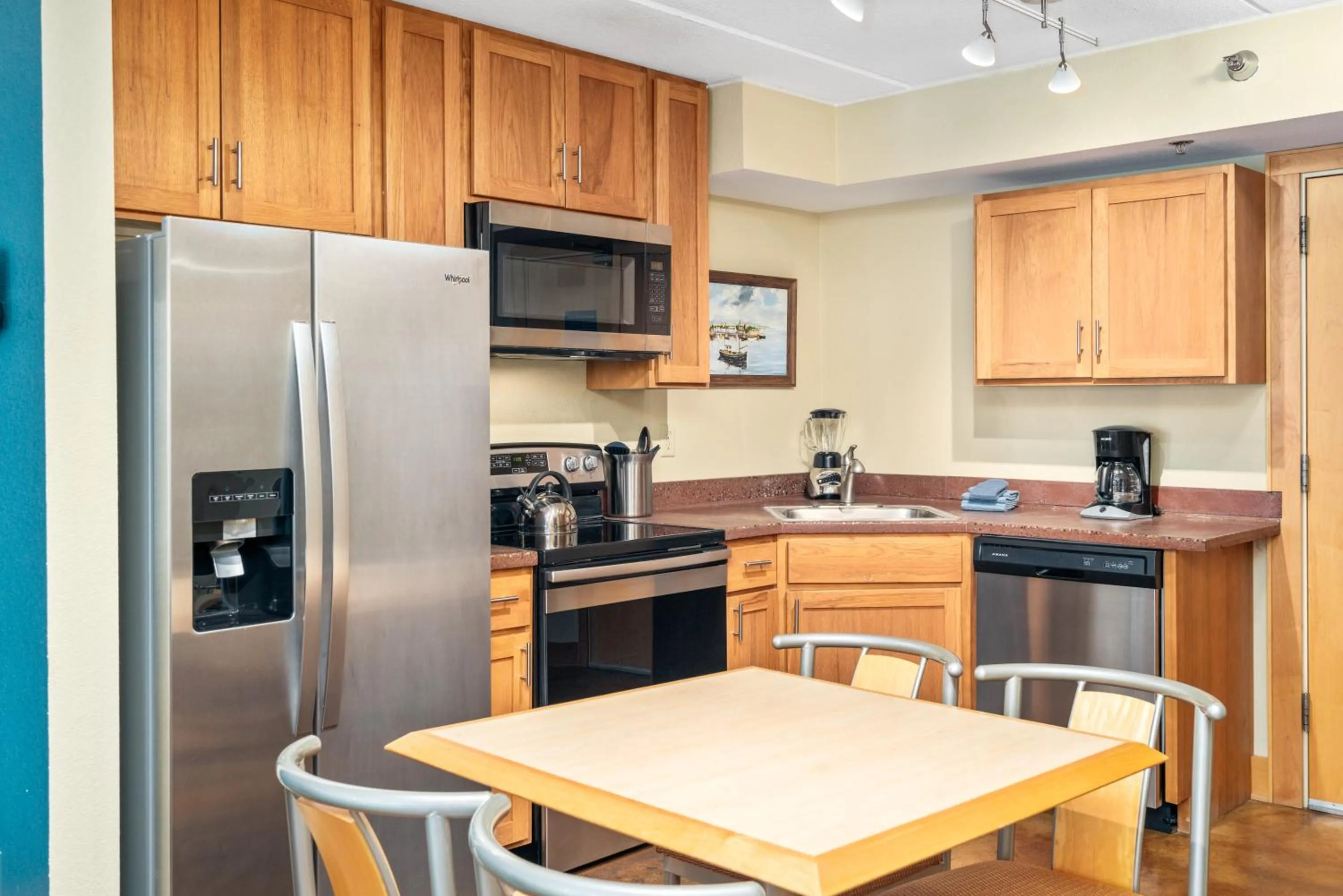 kitchen in East Bay Suites
