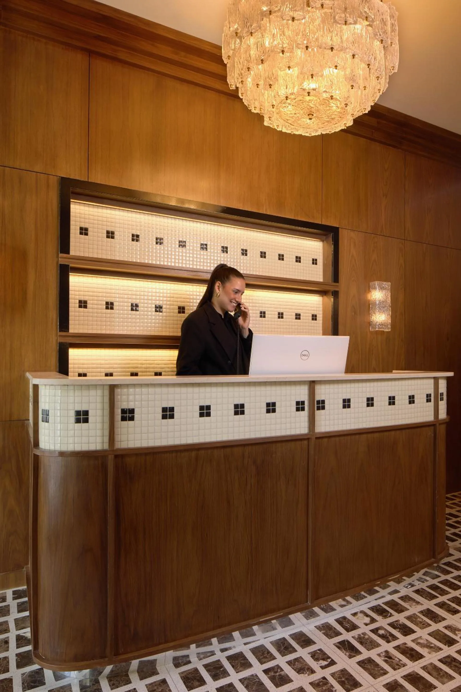 Staff in Hôtel d'Argenson