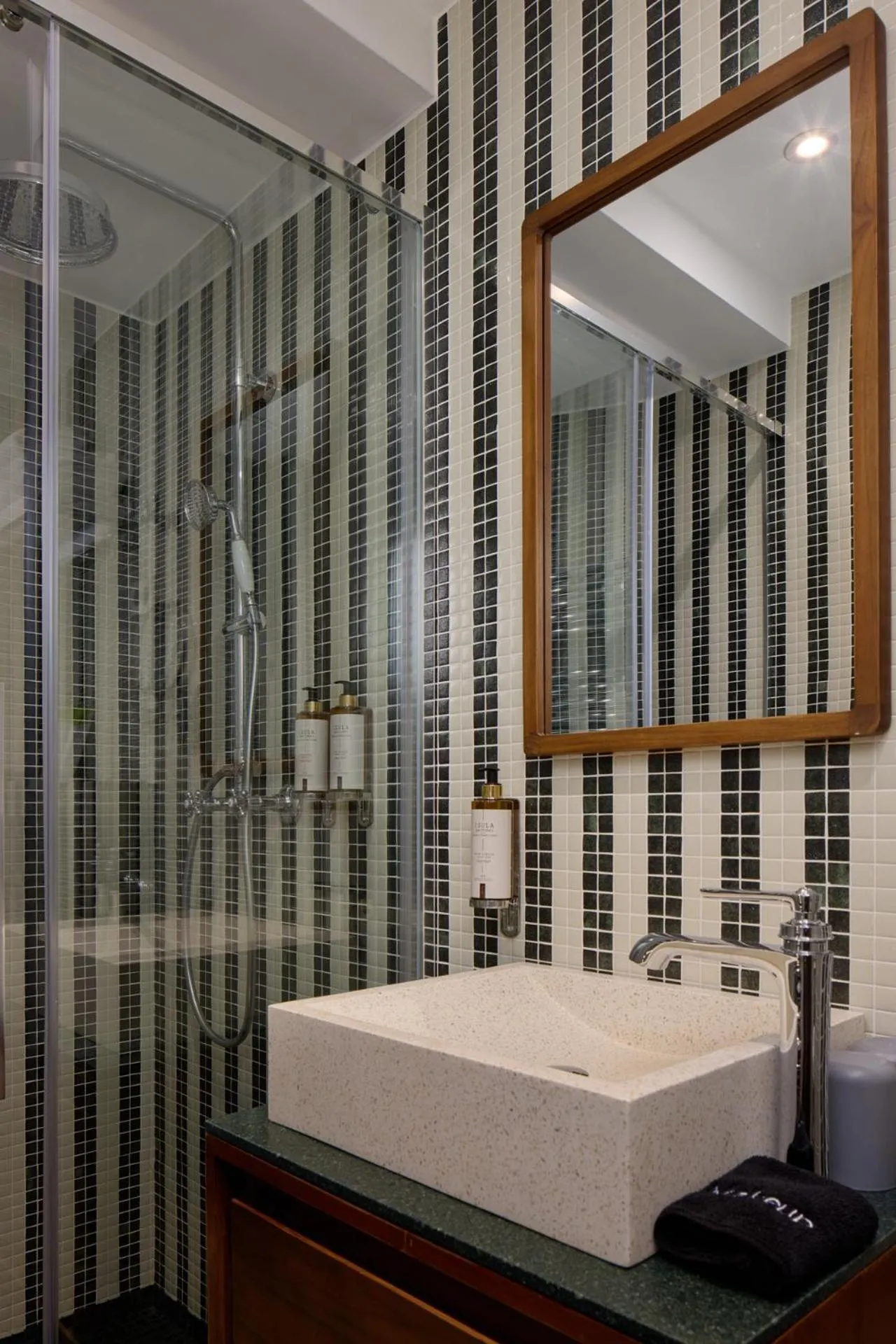 Bathroom in Hôtel d'Argenson