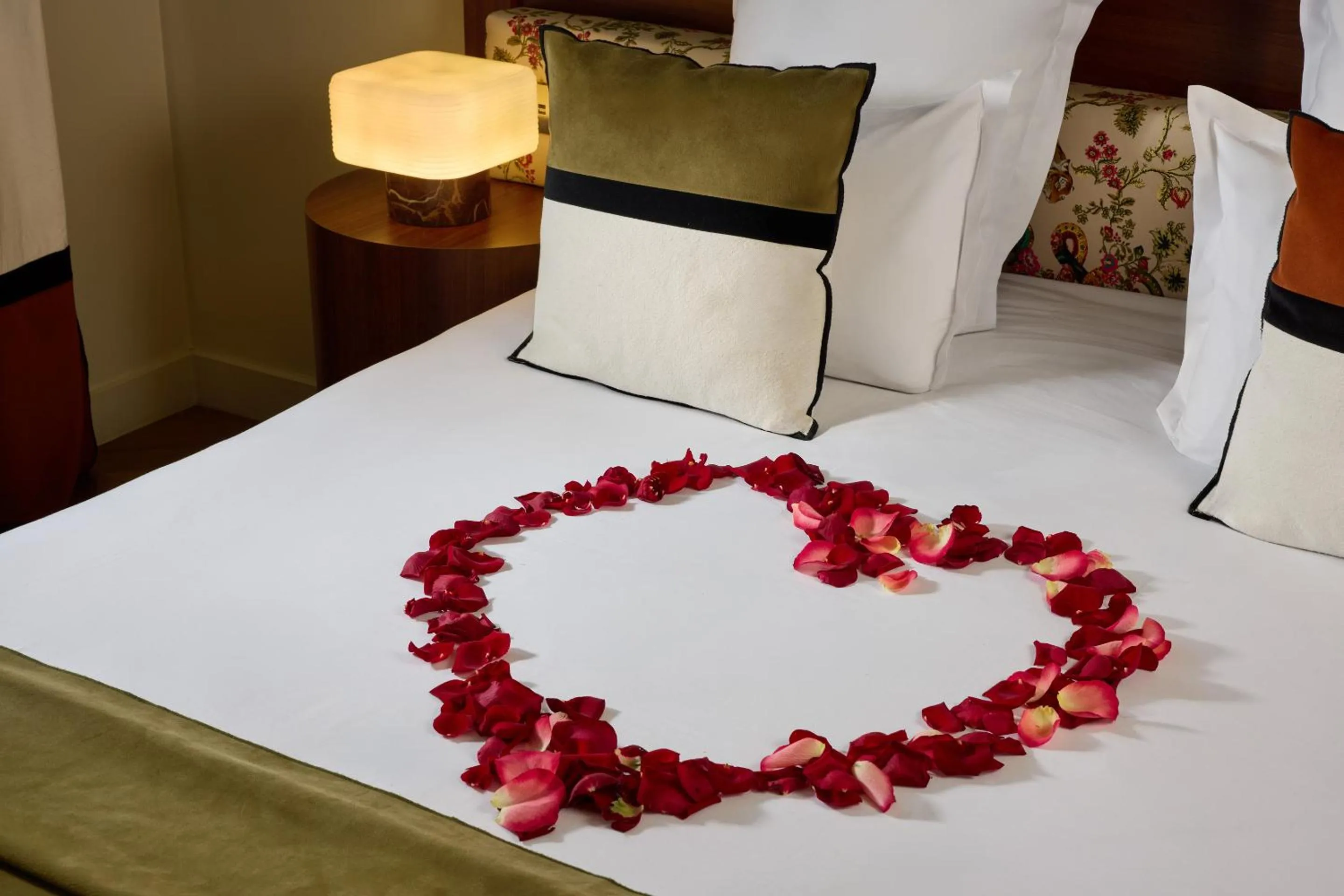 Bed in Hôtel d'Argenson