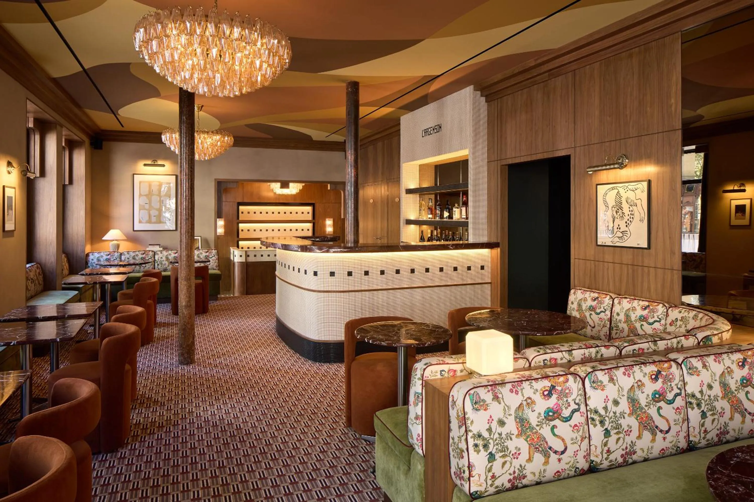 Restaurant/places to eat in Hôtel d'Argenson
