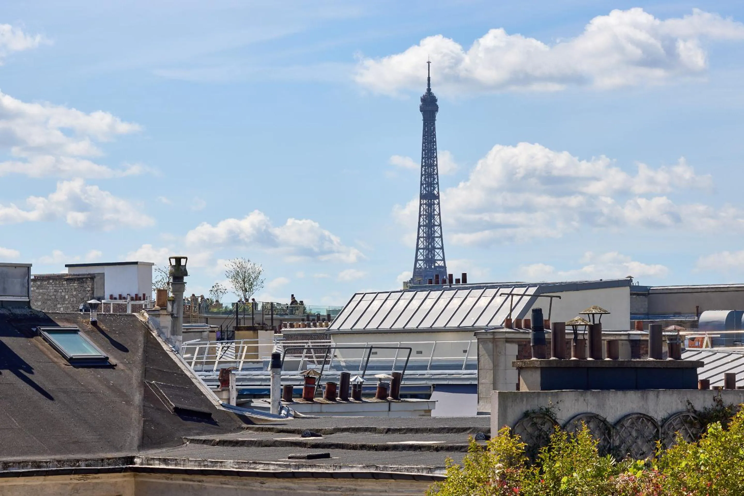 City view in Hôtel d'Argenson