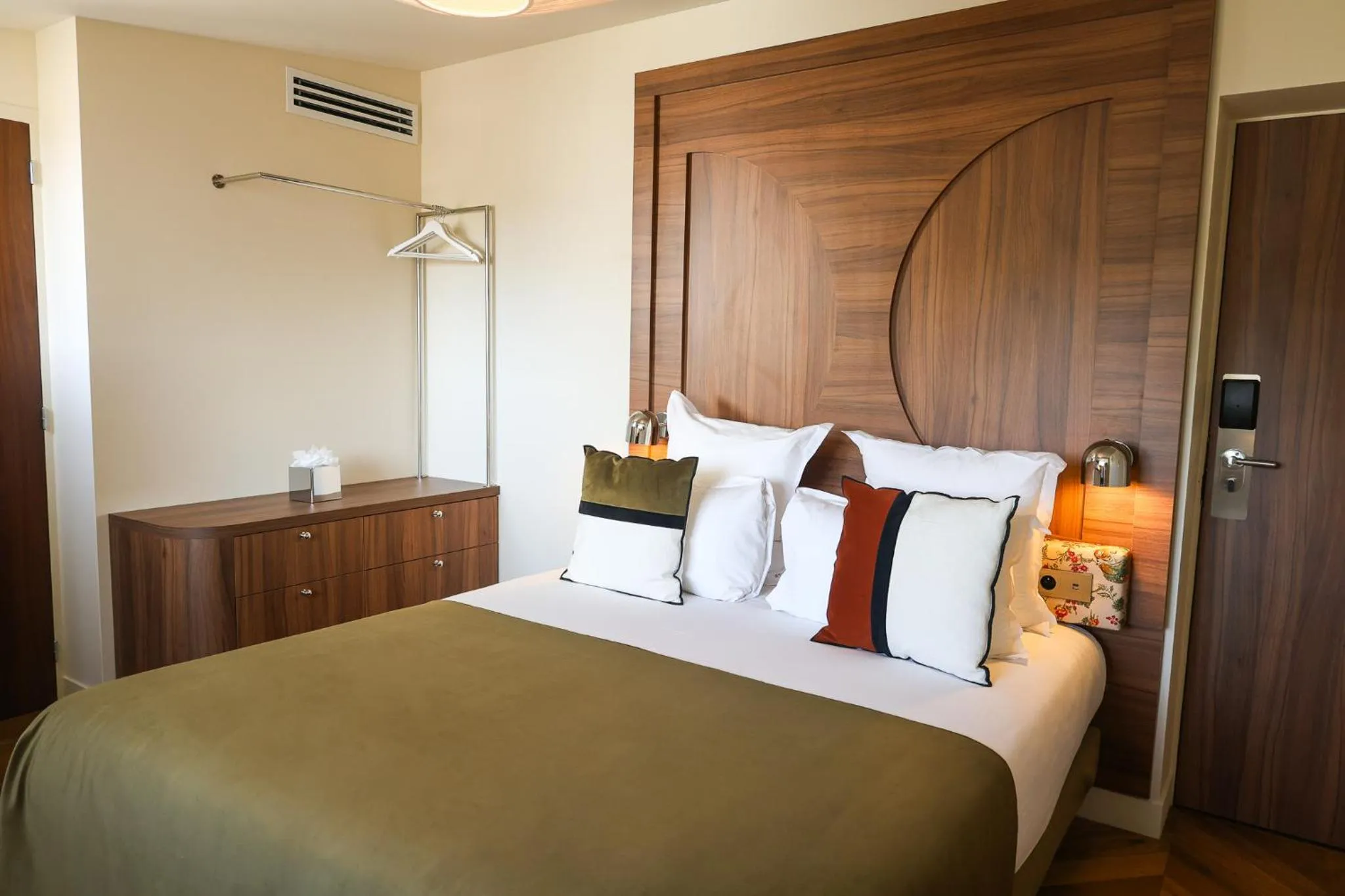 Bed in Hôtel d'Argenson