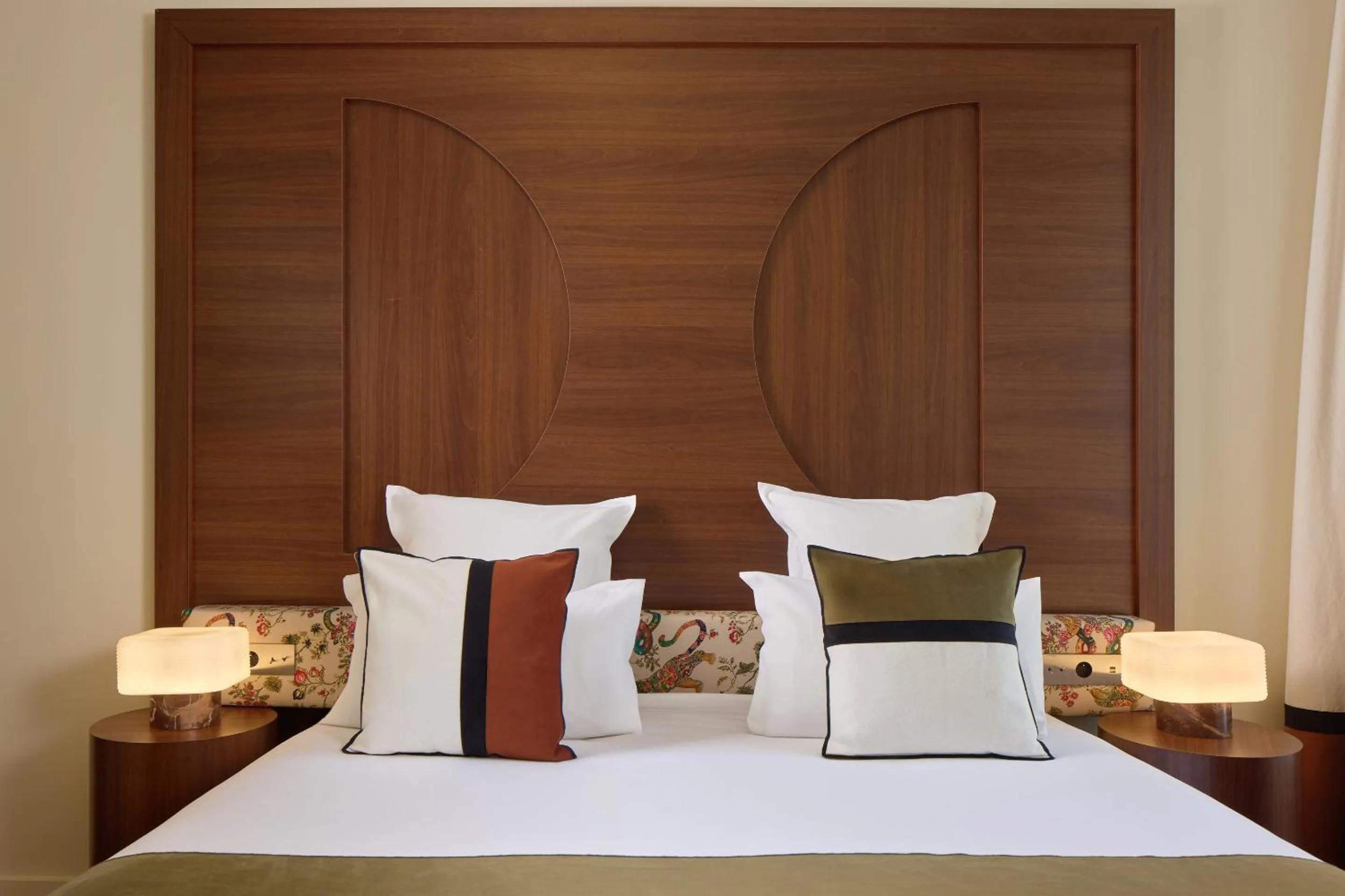 Bed in Hôtel d'Argenson