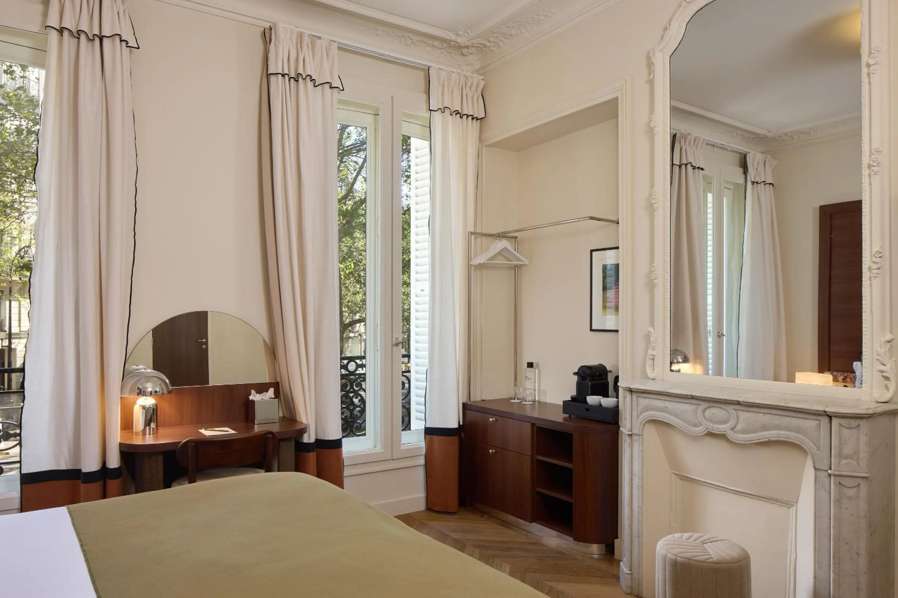 Bed in Hôtel d'Argenson