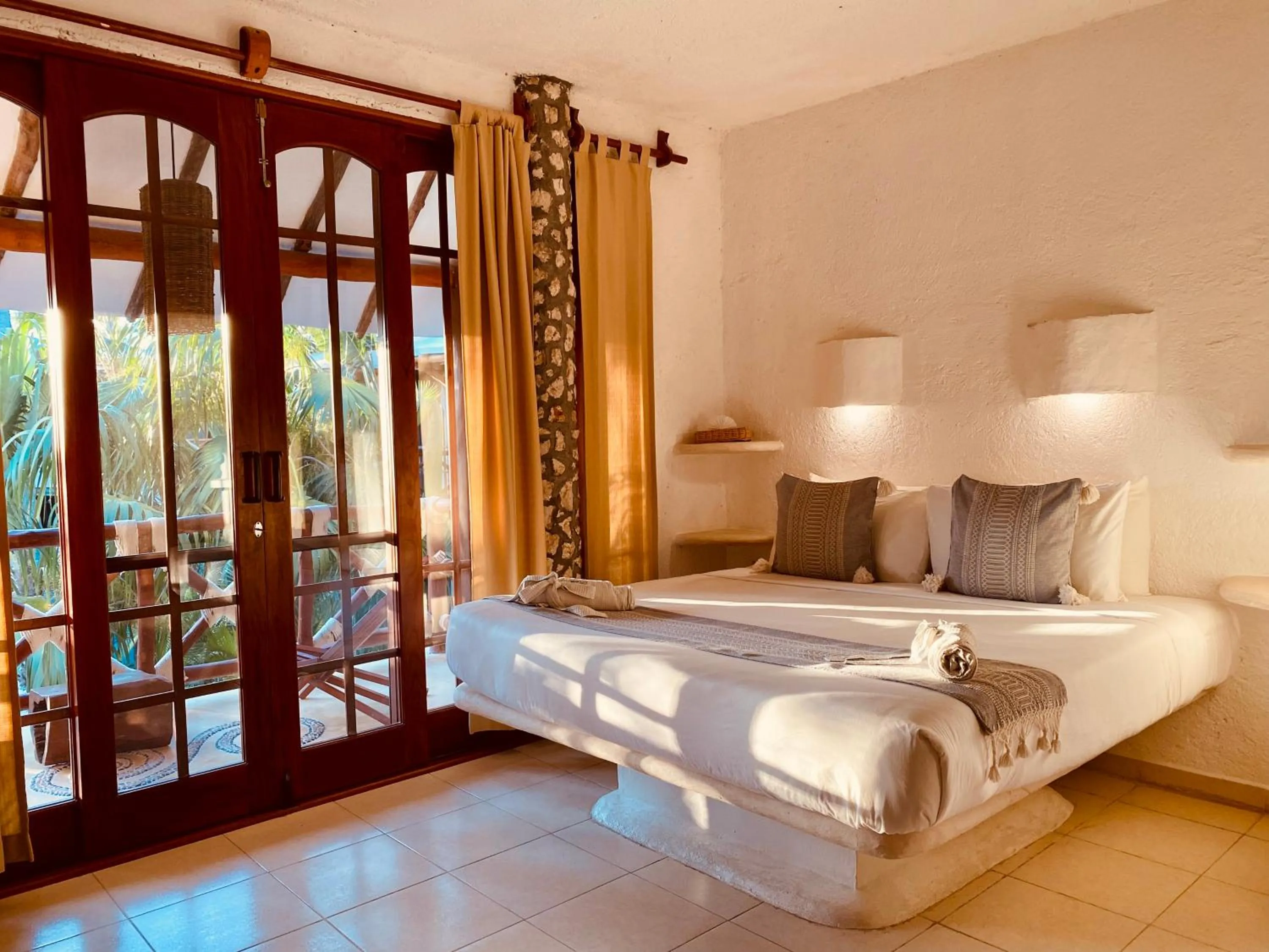 Bed in Hotel Para Ti - Adults Only