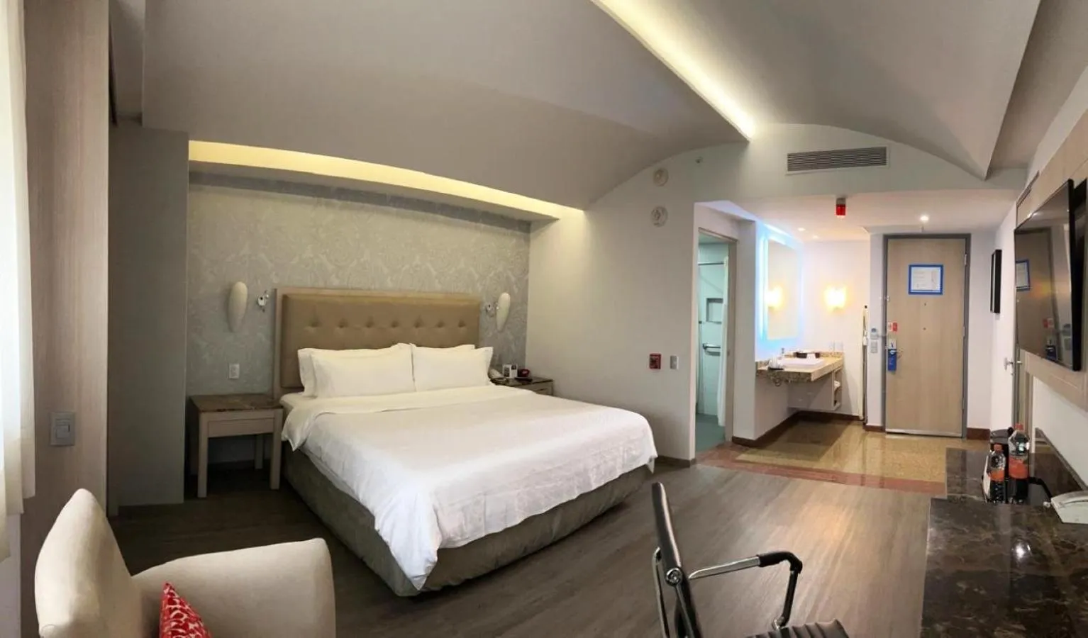 Bed in Holiday Inn Express Mexico- Toreo by IHG