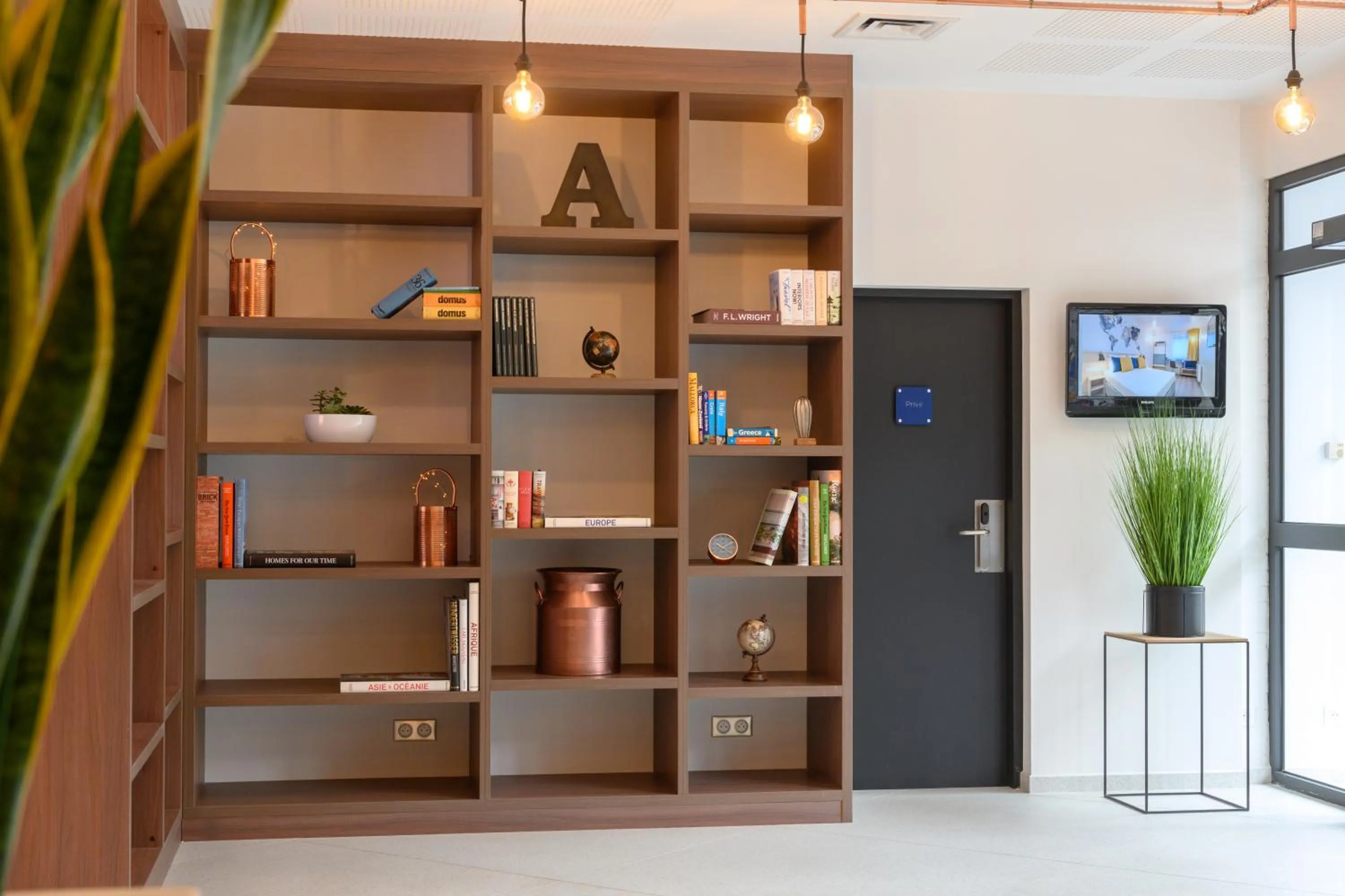 Lobby or reception in Tulip Inn Antwerpen