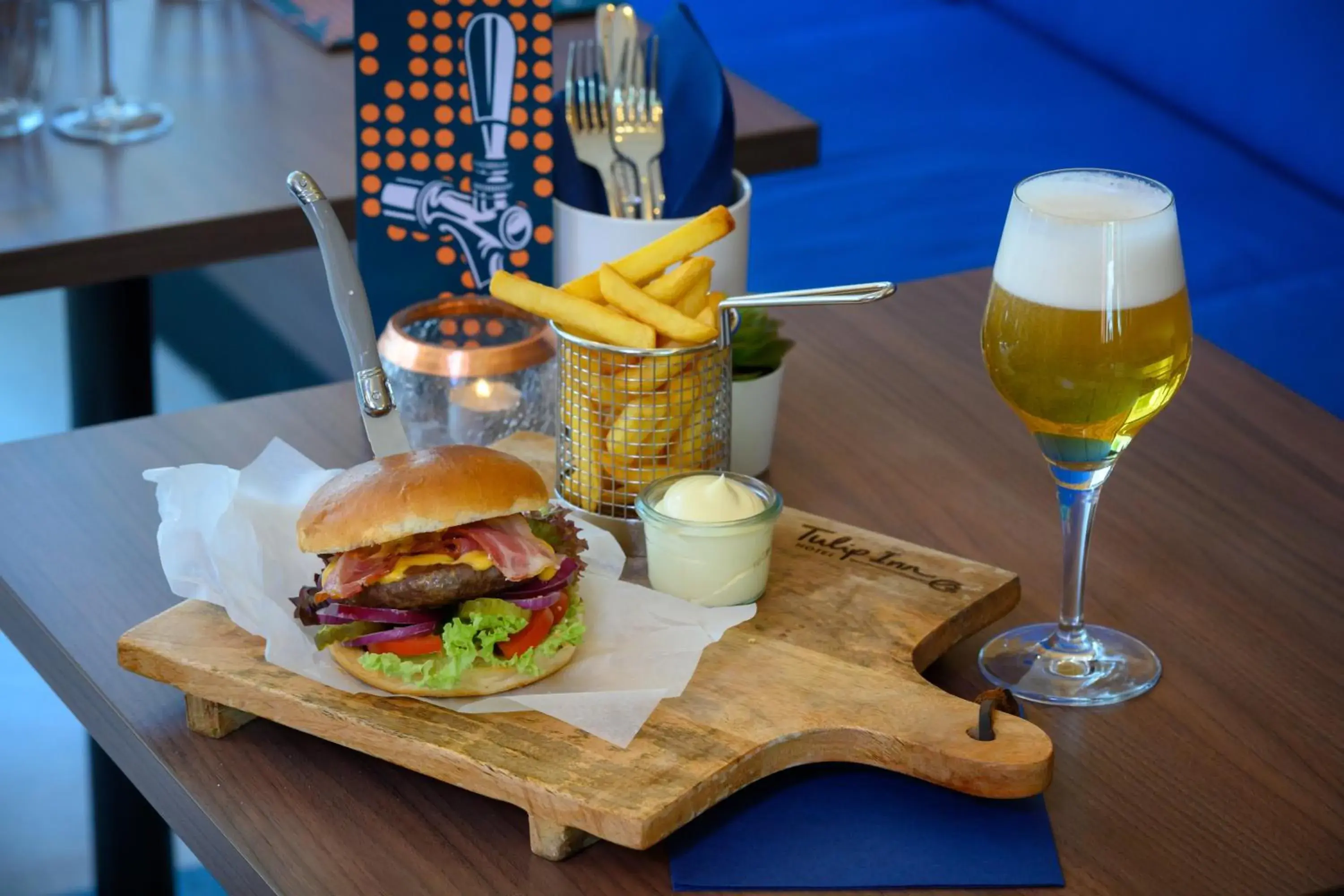 Food and drinks in Tulip Inn Antwerpen Food and drinks in Tulip Inn Antwerpen